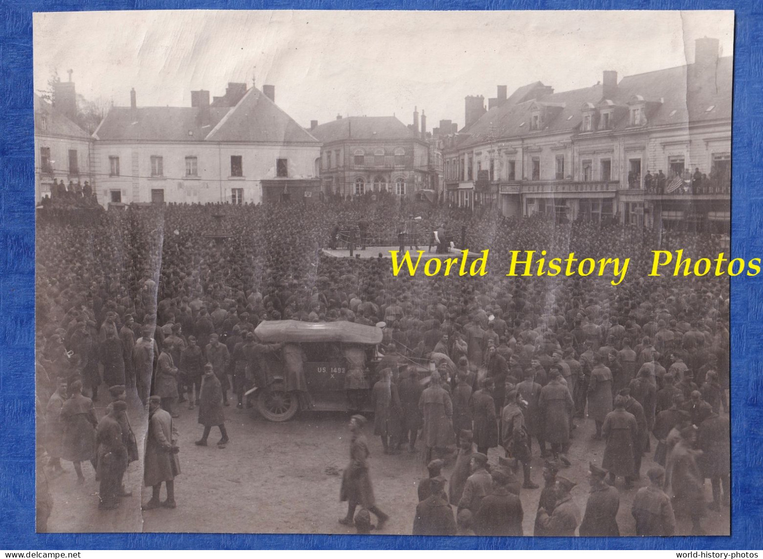 Photo Ancienne D'un Soldat Américain - ECOMMOY ( Sarthe ) - Match De Boxe Sur La Place - TOP Exceptionnel 1918 1919 WW1 - Oorlog, Militair