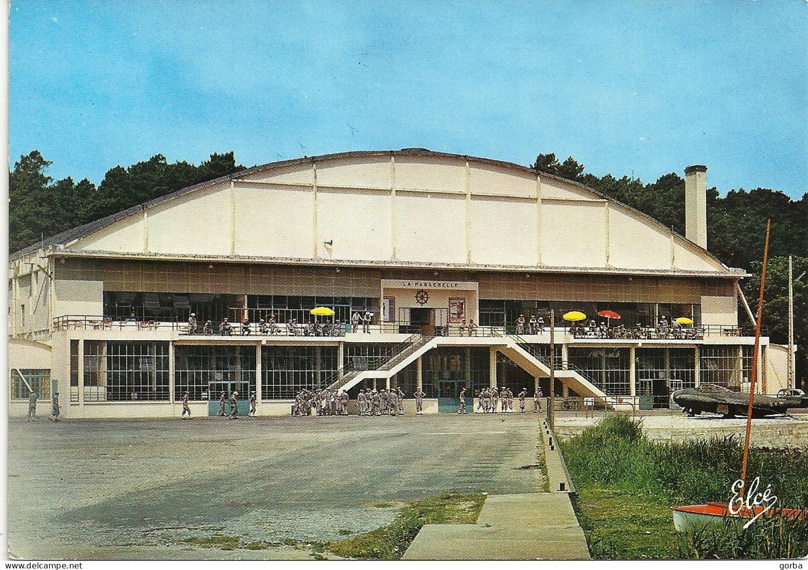 *CPM - 33 - HOURTIN - Centre De Formation De La Marine - Vue Du Foyer - Andere & Zonder Classificatie