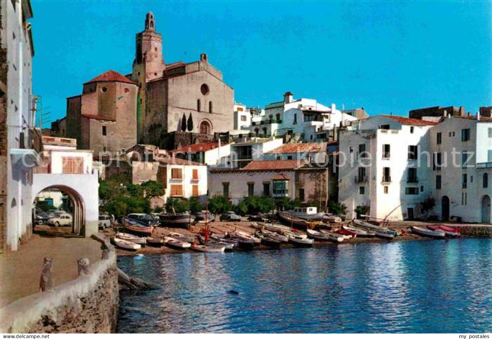 72824144 Cadaques Hafen Kirche Costa Brava Serie II Num 2072 Cadaques - Other & Unclassified