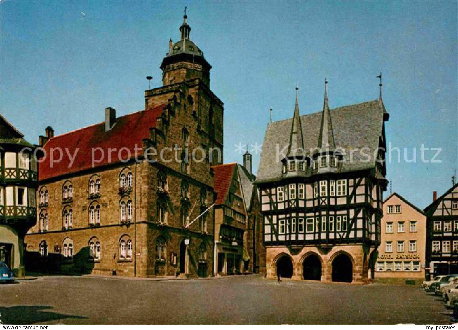 72824108 Alsfeld Marktplatz Rathaus Weinhaus Fachwerkhaus Historisches Gebaeude  - Alsfeld