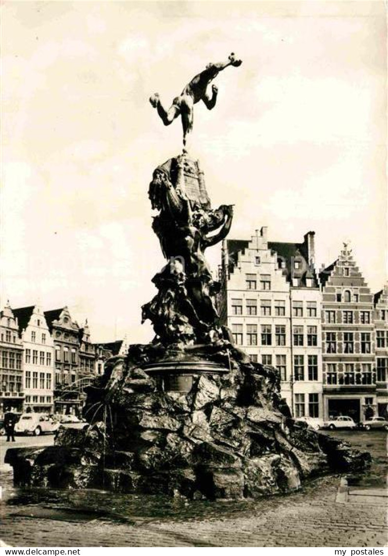 72824064 Antwerpen Anvers Brabo Brunnen Statue Grote Markt  - Antwerpen
