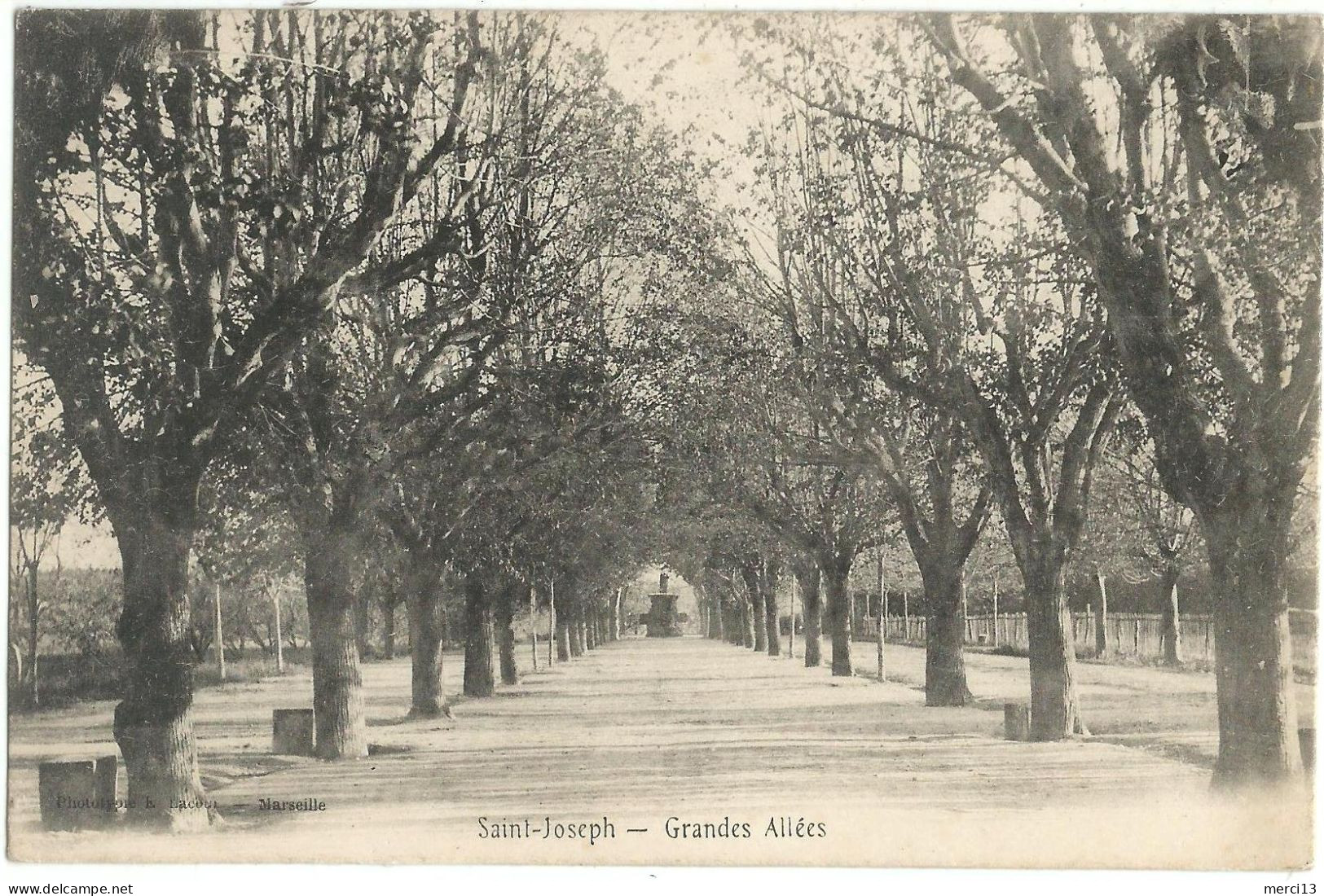 MARSEILLE (13) – Saint-Joseph (Grand Séminaire) – Grandes Allées. Editeur Lacour. - Zonder Classificatie