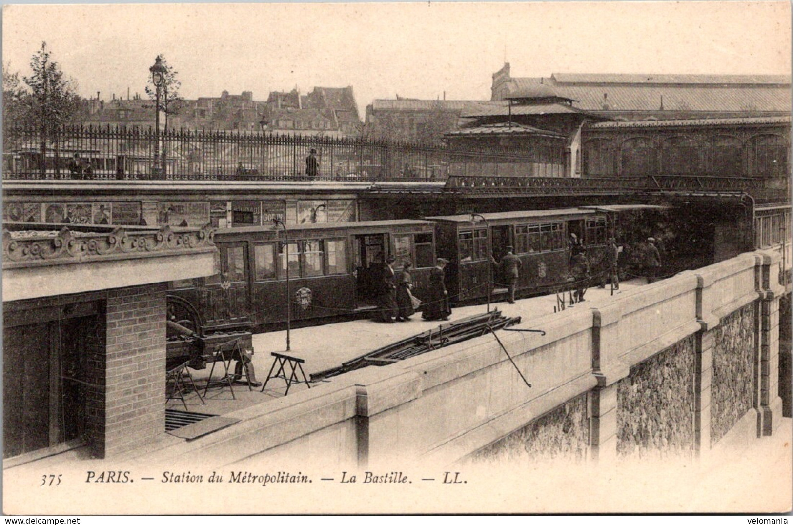 20726 Cpa Paris - Station Du Métro - Place De La Bastille - Andere & Zonder Classificatie