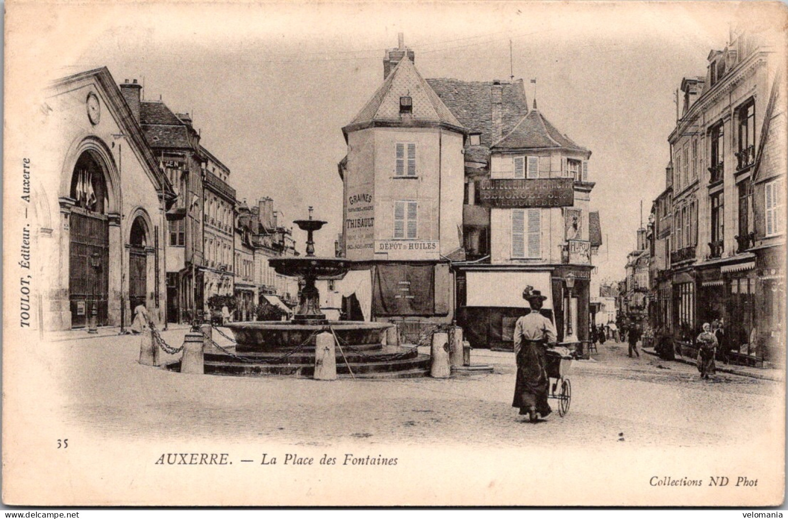 20732 Cpa 89 Auxerre - La Place Des Fontaines - Auxerre