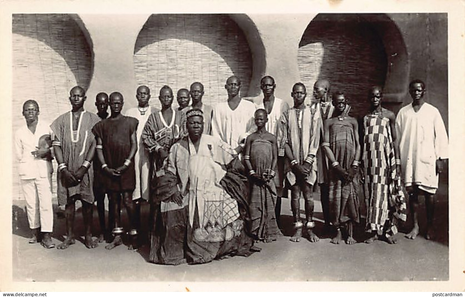 Burkina Faso - OUAGADOUGOU - Le Mogho Naaba Kom II, Roi Du Royaume Mossi, Et Ses Serviteurs - Ed. Lattès & Cie. 59 - Burkina Faso