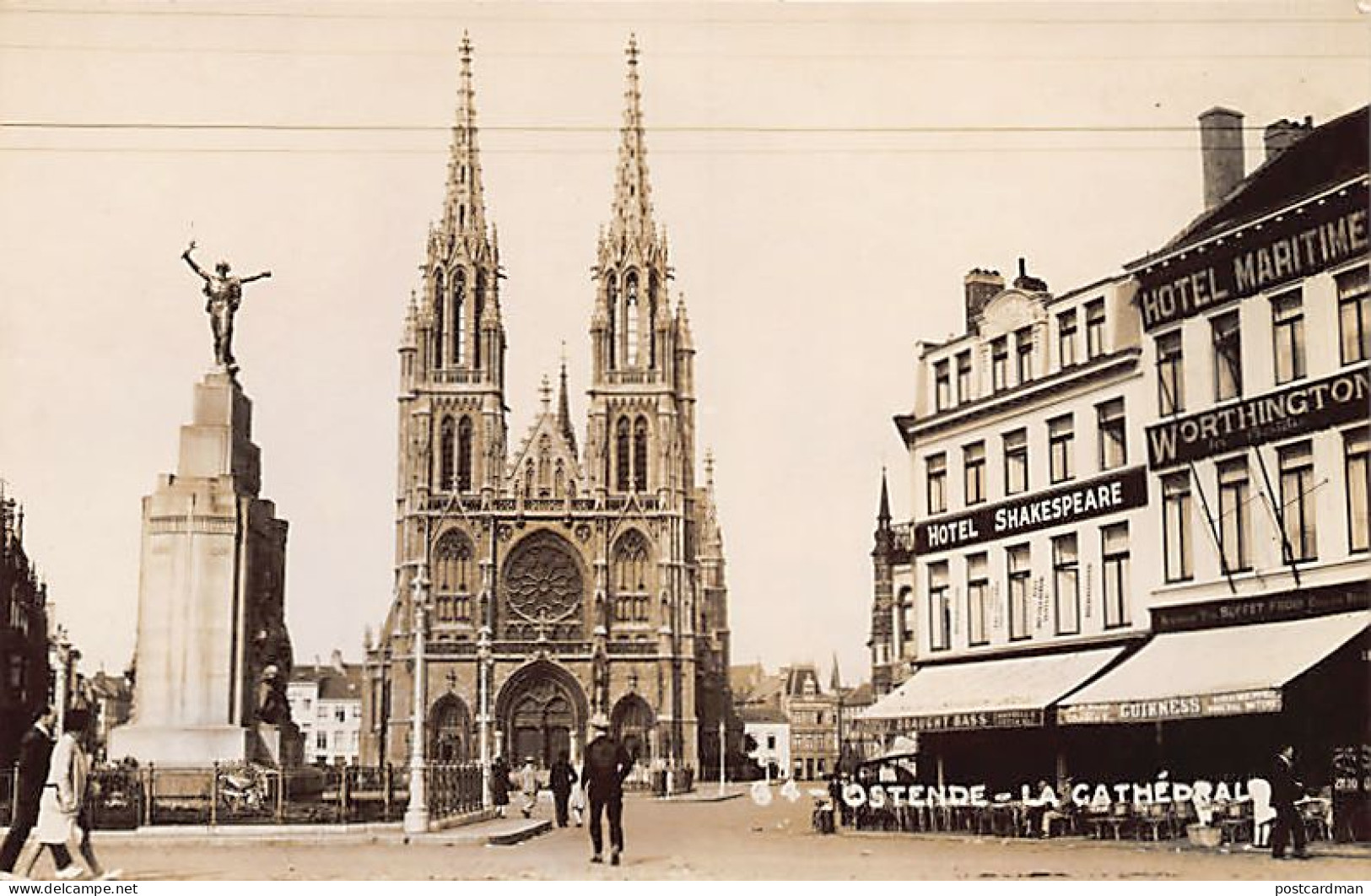 België - OOSTENDE (W. Vl.) Kathedraal - Hotel Shakespeare - Hotel Maritime - FOTOKAART Em. Goes - Oostende