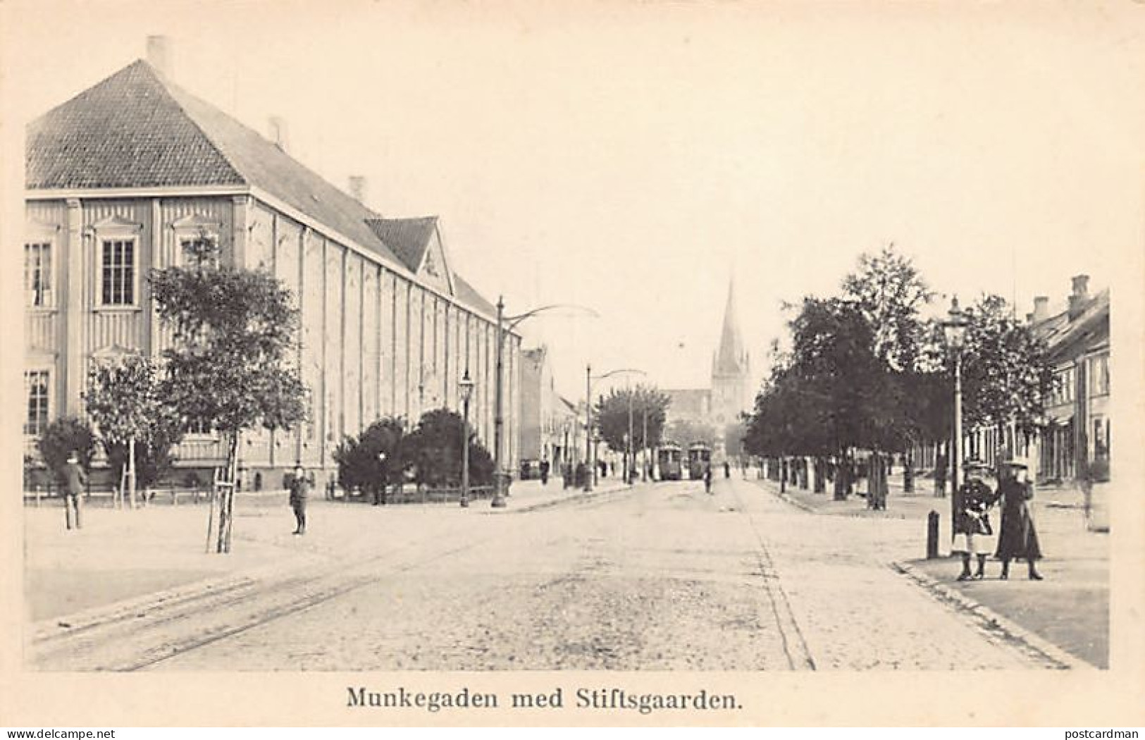 Norway - TRONDHJEM - Munkegaden Med Stiftsgaarden - Publ. Unknown  - Norvegia