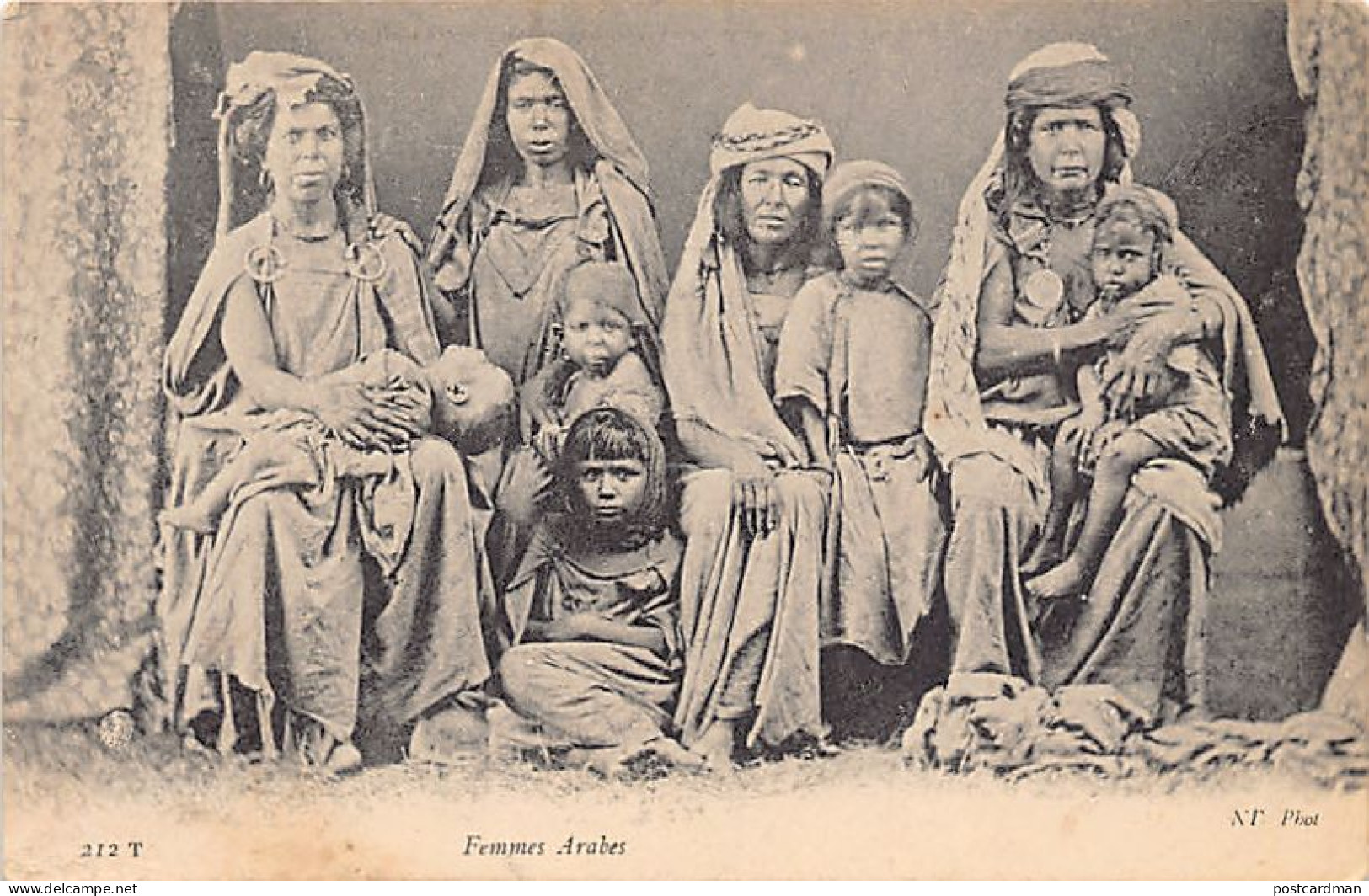 TUNISIE - Femmes Arabes - Ed. Neurdein ND Phot. 212T - Tunisia