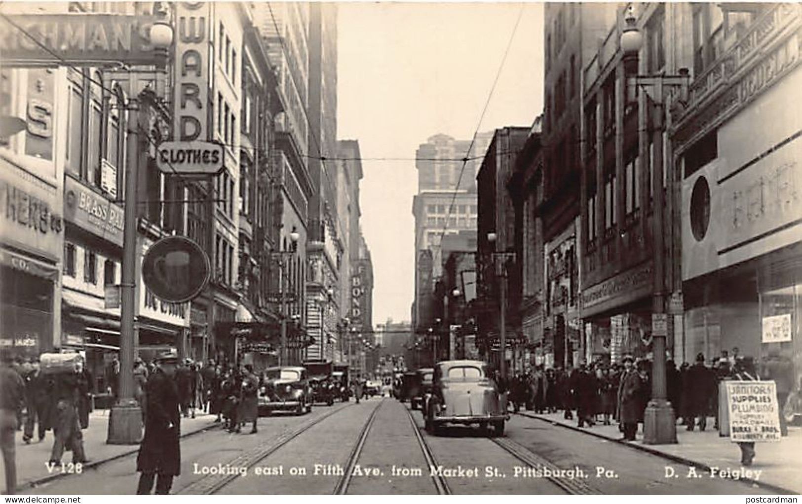 PITTSBURGH (PA) Looking East On Fifth Ave. From Market Street - REAL PHOTO - Pittsburgh