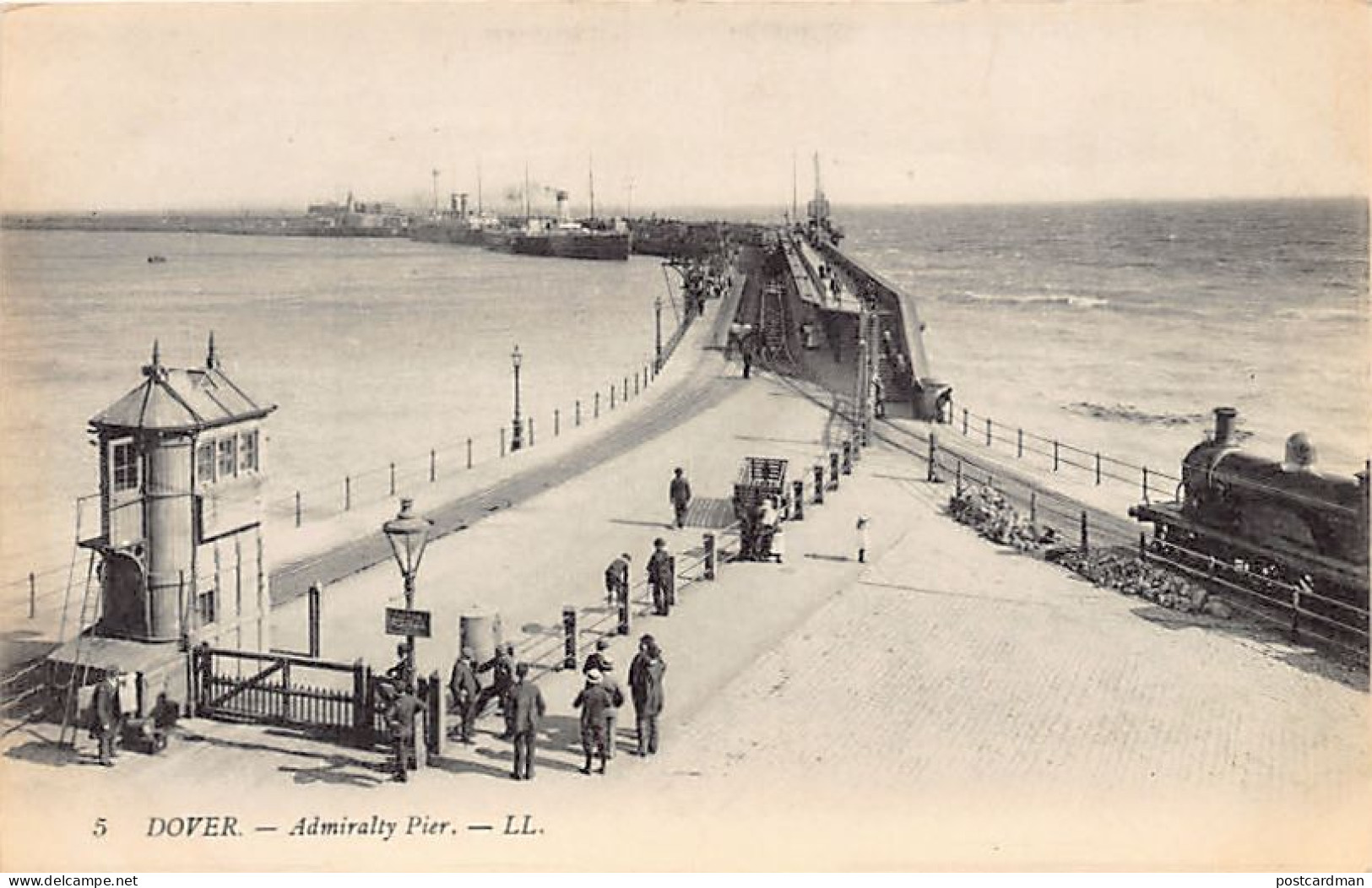 England - Kent - DOVER Admiralty Pier - Publisher Levy LL. 5 - Dover