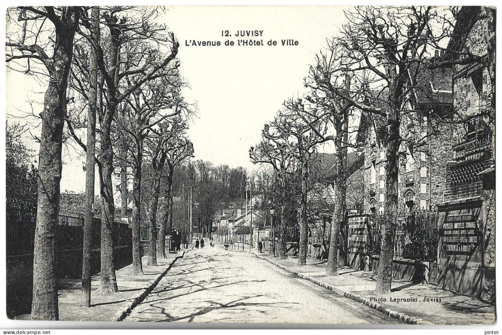 JUVISY - L'avenue De L'Hôtel De Ville - Juvisy-sur-Orge