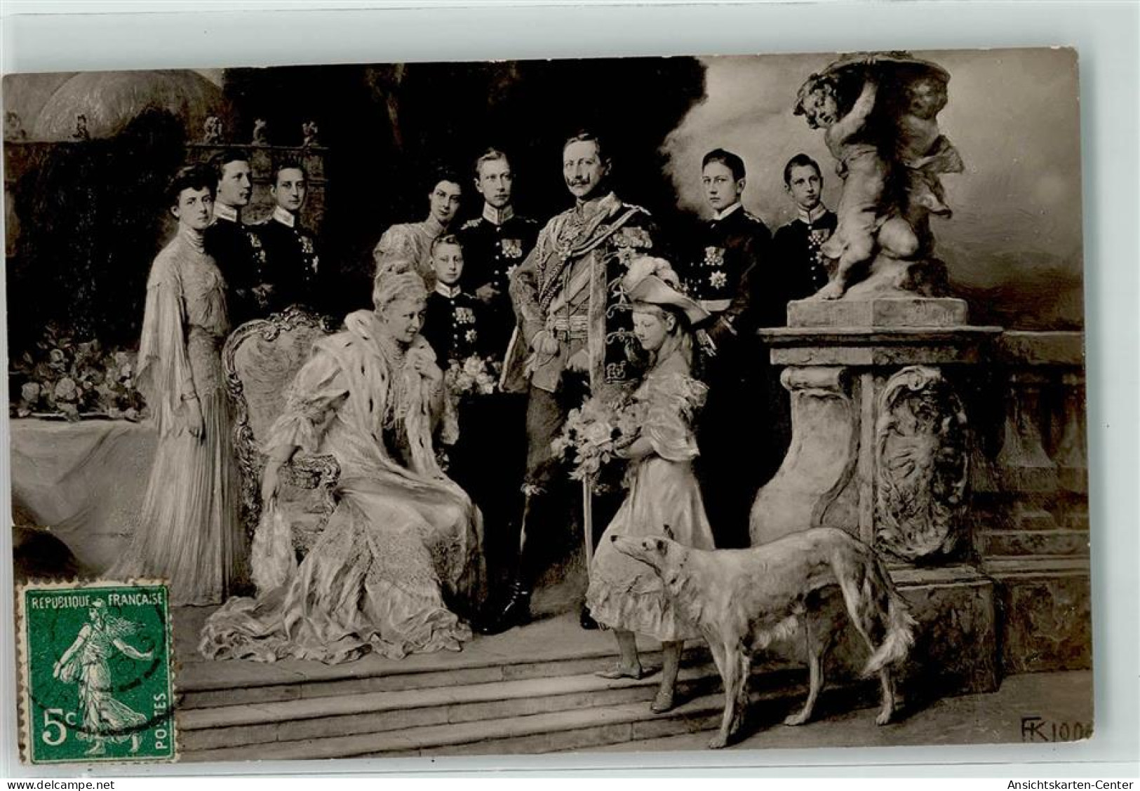 39412208 - Kaiserin Familie  Hohenzollern Windhund AK - Familles Royales