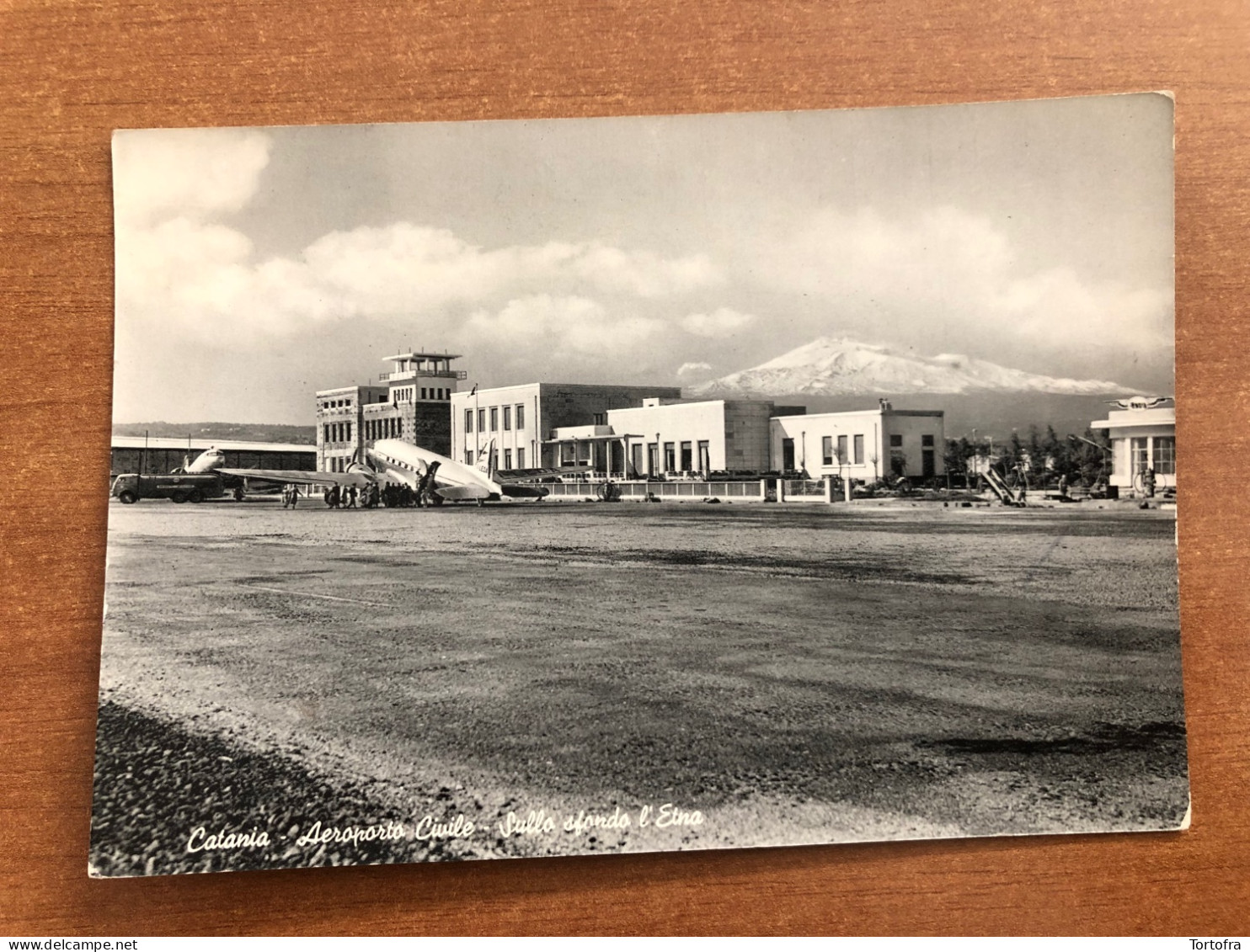 CATANIA AEROPORTO CIVILE SULLO SFONDO L’ETNA 1955 - Catania