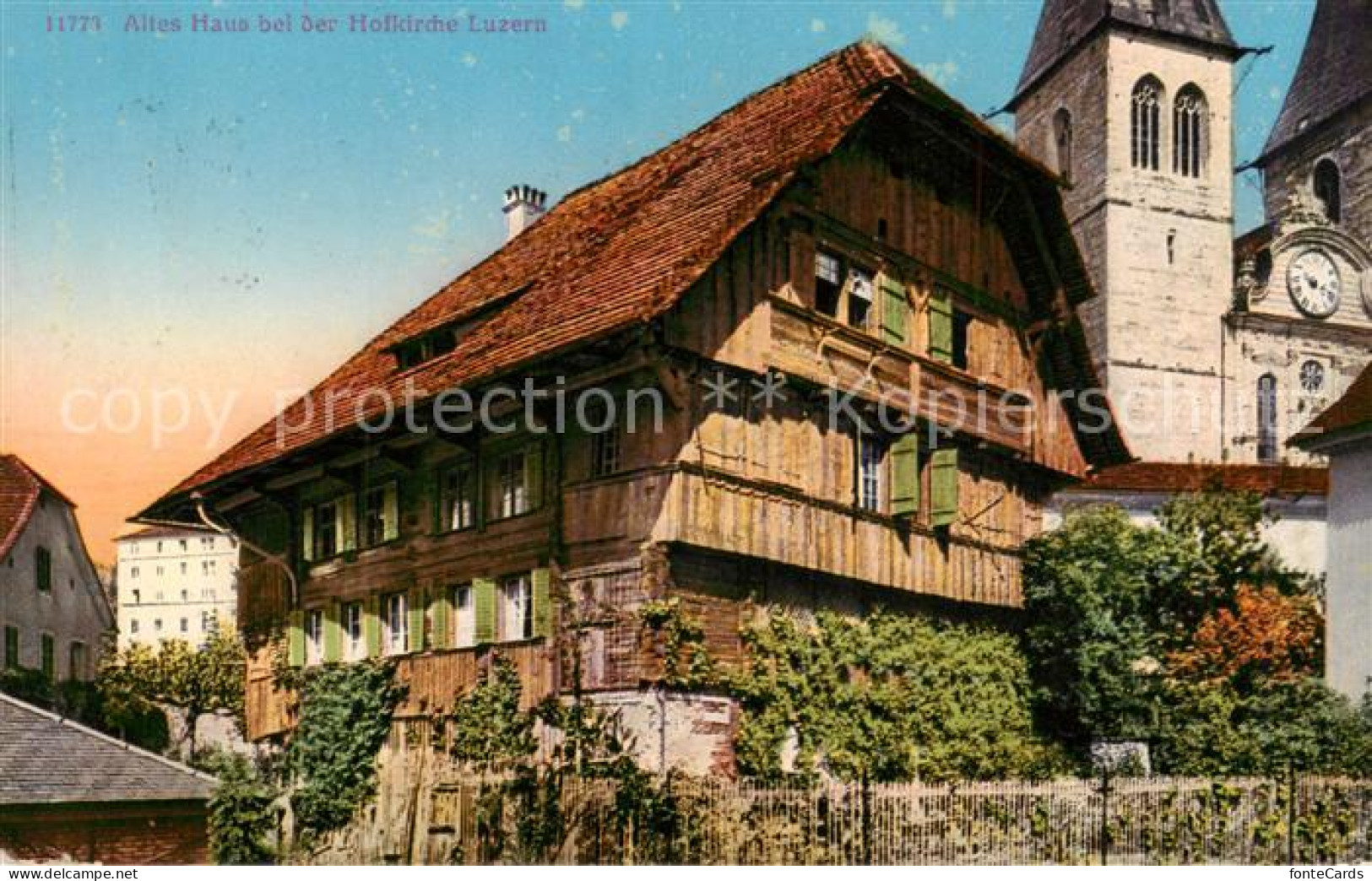 13831479 Luzern  LU Altes Haus Bei Der Hofkirche  - Autres & Non Classés
