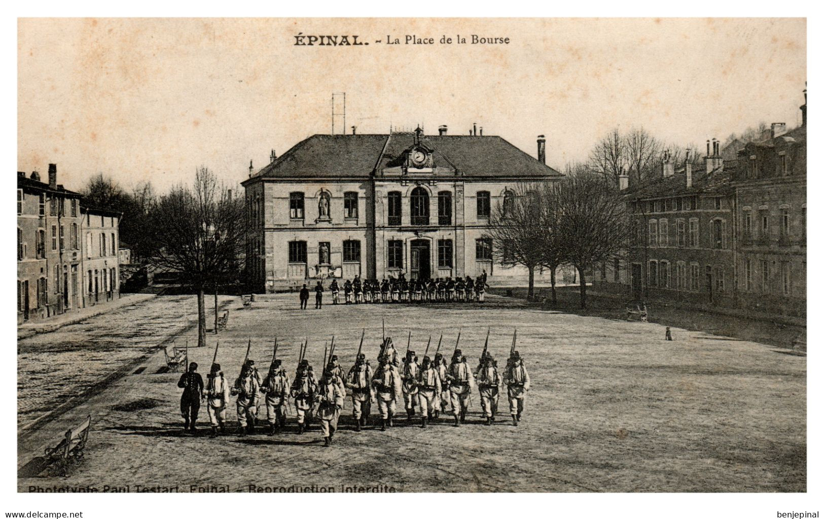 Epinal - La Place De La Bourse (Testart) - Epinal