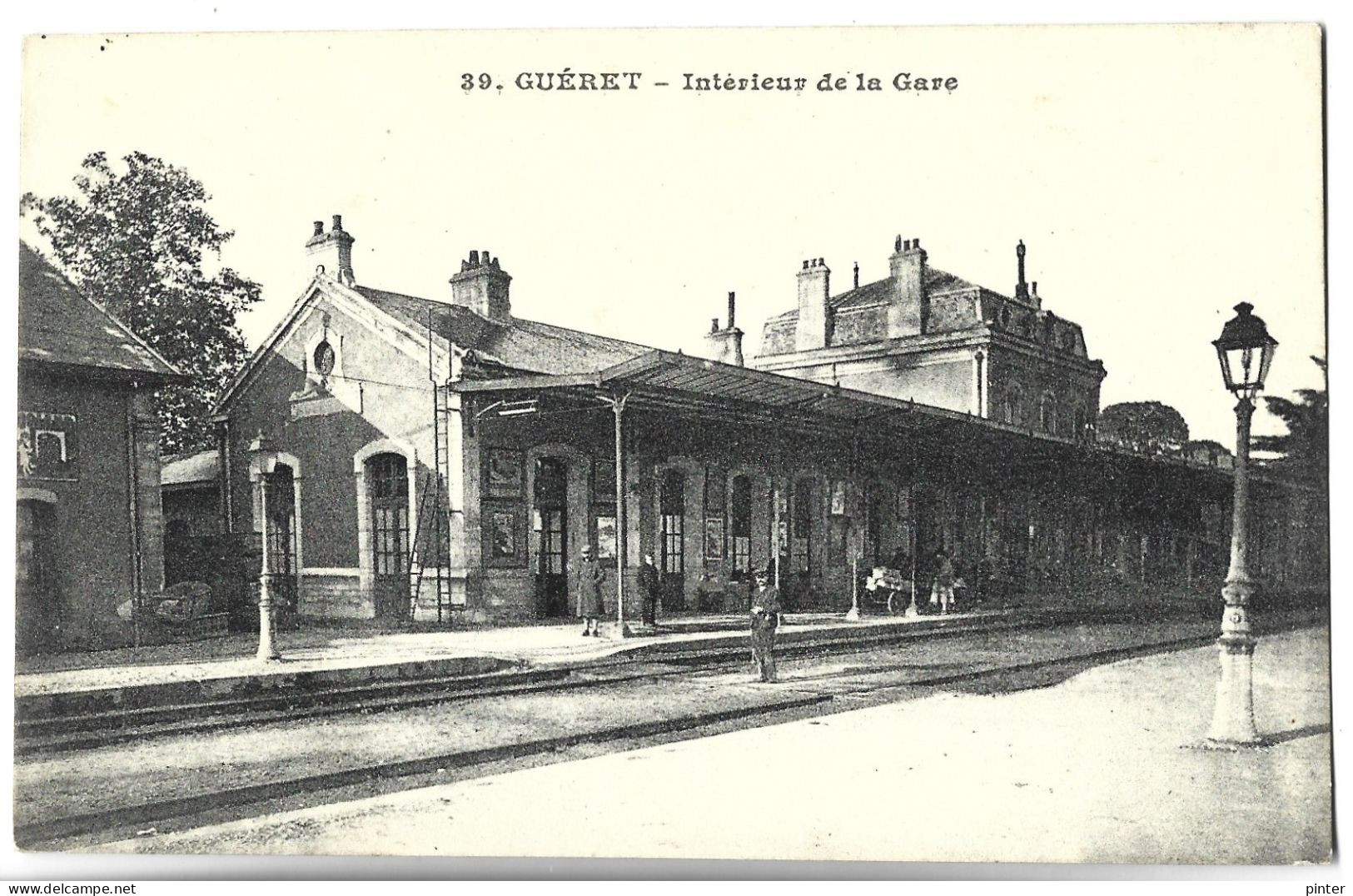 GUERET - Intérieur De La Gare - Guéret