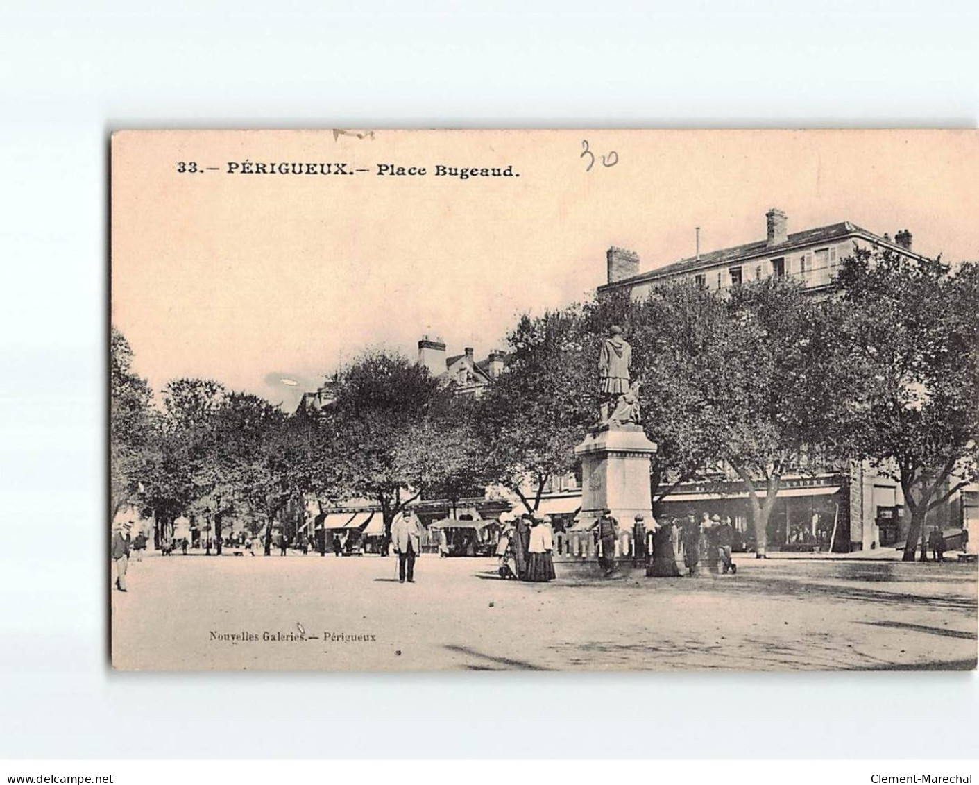 PERIGUEUX : Place Bugeaud - Très Bon état - Périgueux