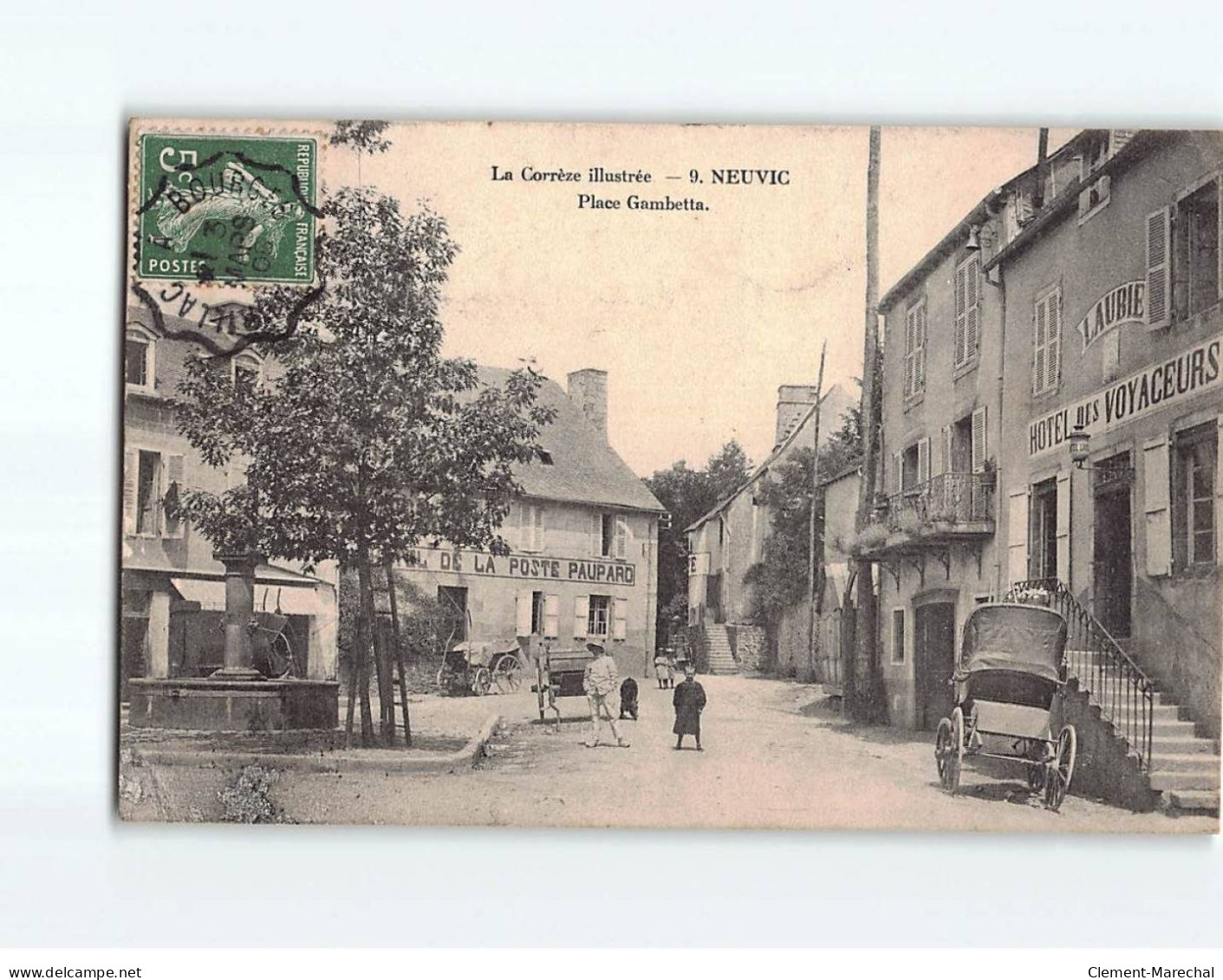 NEUVIC : Place Gambetta - état - Autres & Non Classés