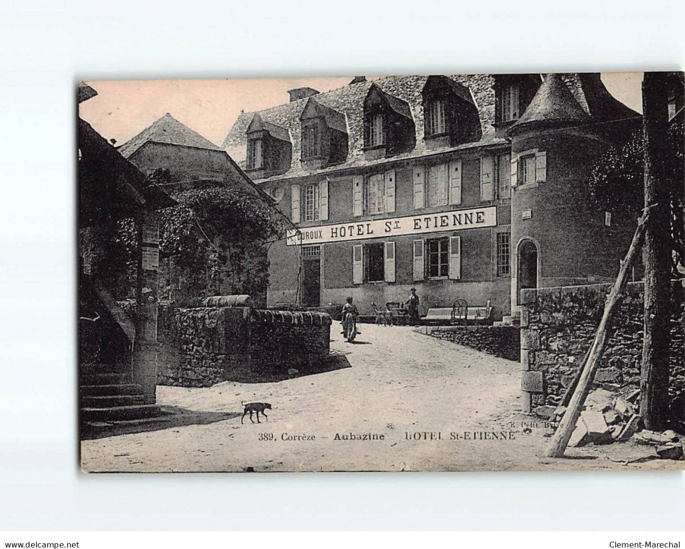 AUBZINE : Hôtel Saint-Etienne - Très Bon état - Other & Unclassified