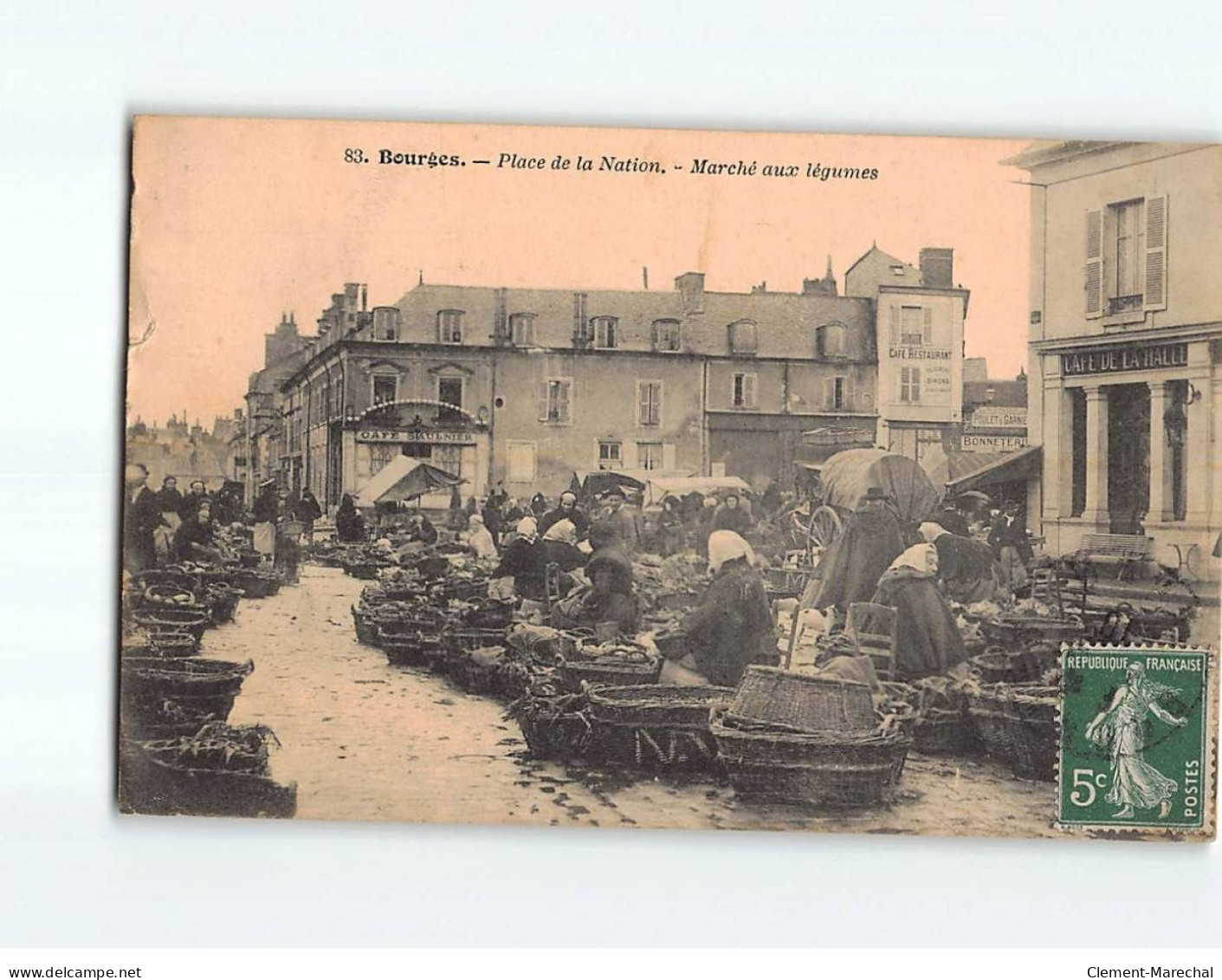 BOURGES : Place De La Nation, Marché Aux Légumes - état - Bourges