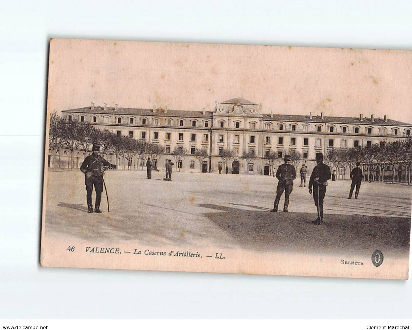 VALENCE : La Caserne D'Artillerie - état - Valence