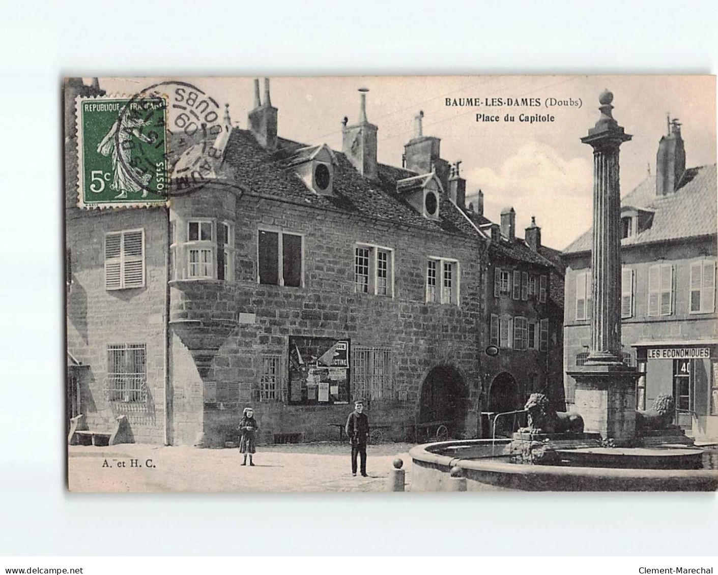 BAUME LES DAMES : Place Du Capitole - Très Bon état - Baume Les Dames