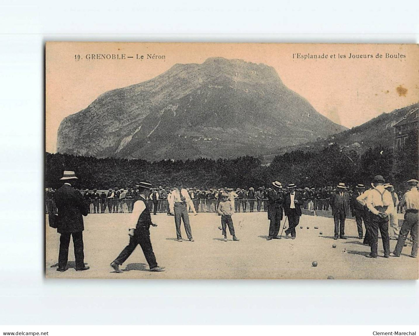 GRENOBLE : Le Néron, L'Esplanade Et Les Joueurs De Boules - état - Grenoble