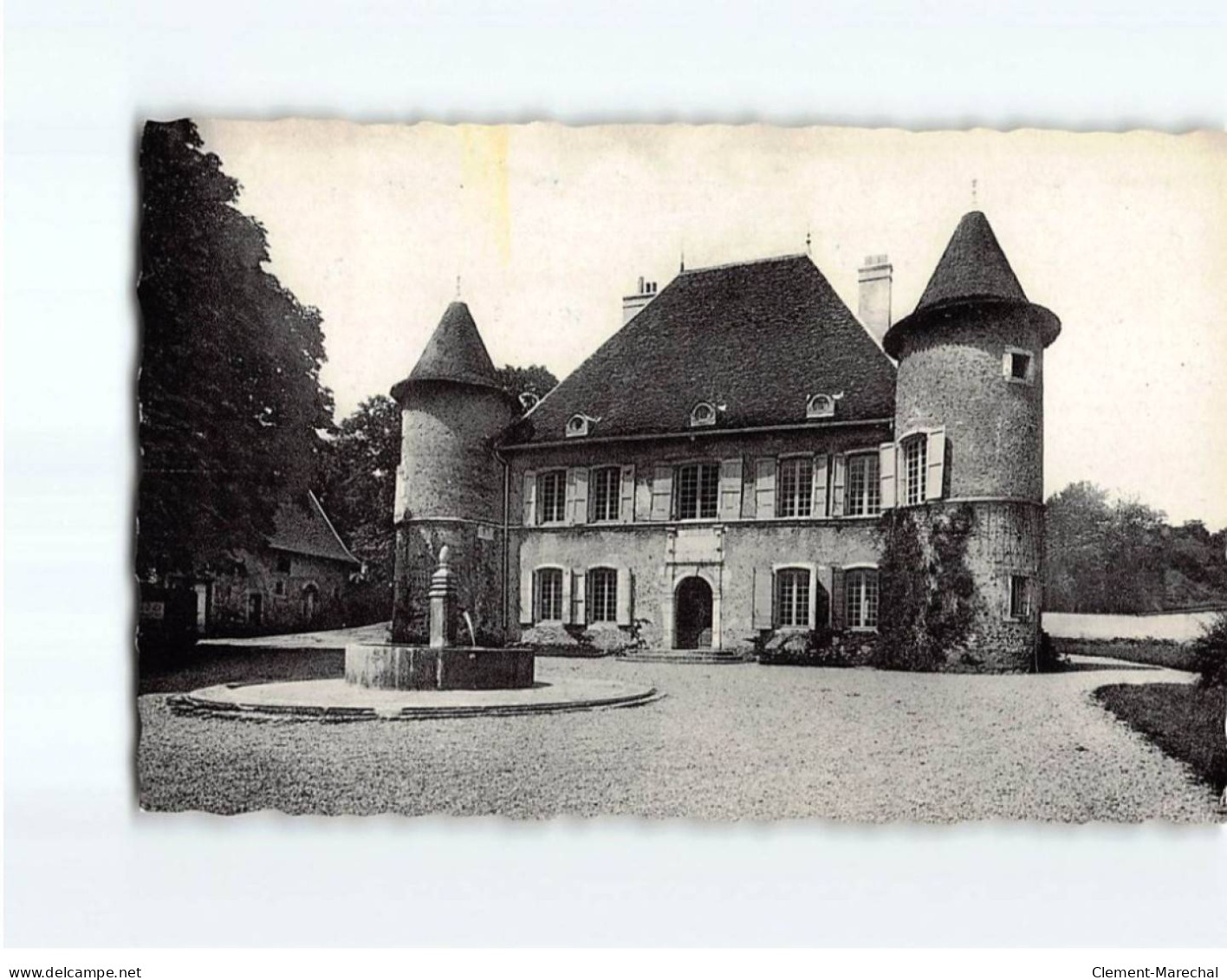 SAINT ANDRE LE GAZ : Le Château De Vérel - état - Saint-André-le-Gaz