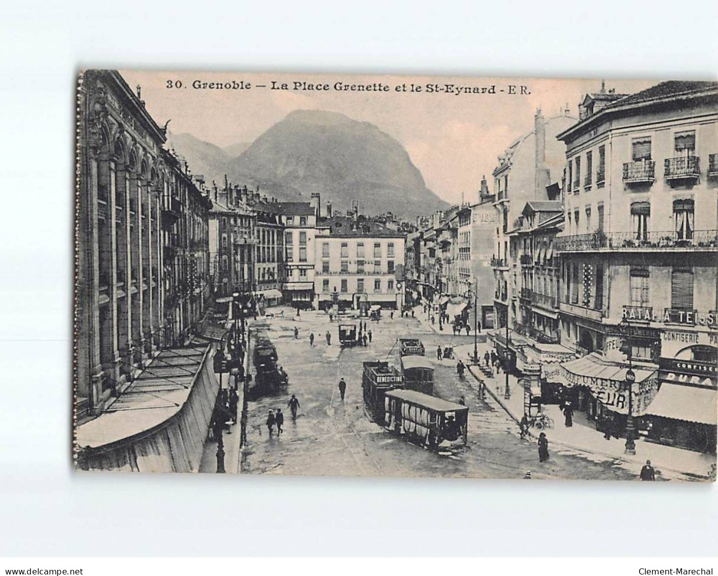 GRENOBLE : La Place Grenette Et Le Saint-Eynard - état - Grenoble
