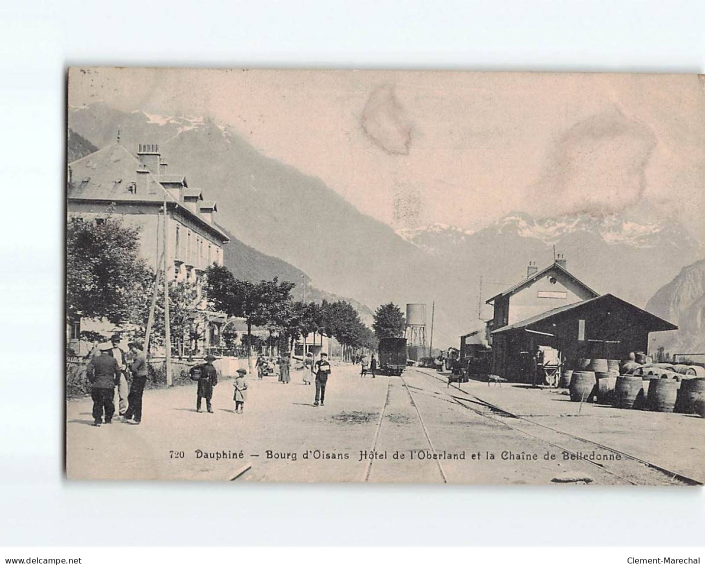 BOURG D'OISANS : Hôtel D'Oisans, Hôtel De L'Oberland Et La Chaîne De Belledonne - état ( Partiellement Décollée ) - Bourg-d'Oisans