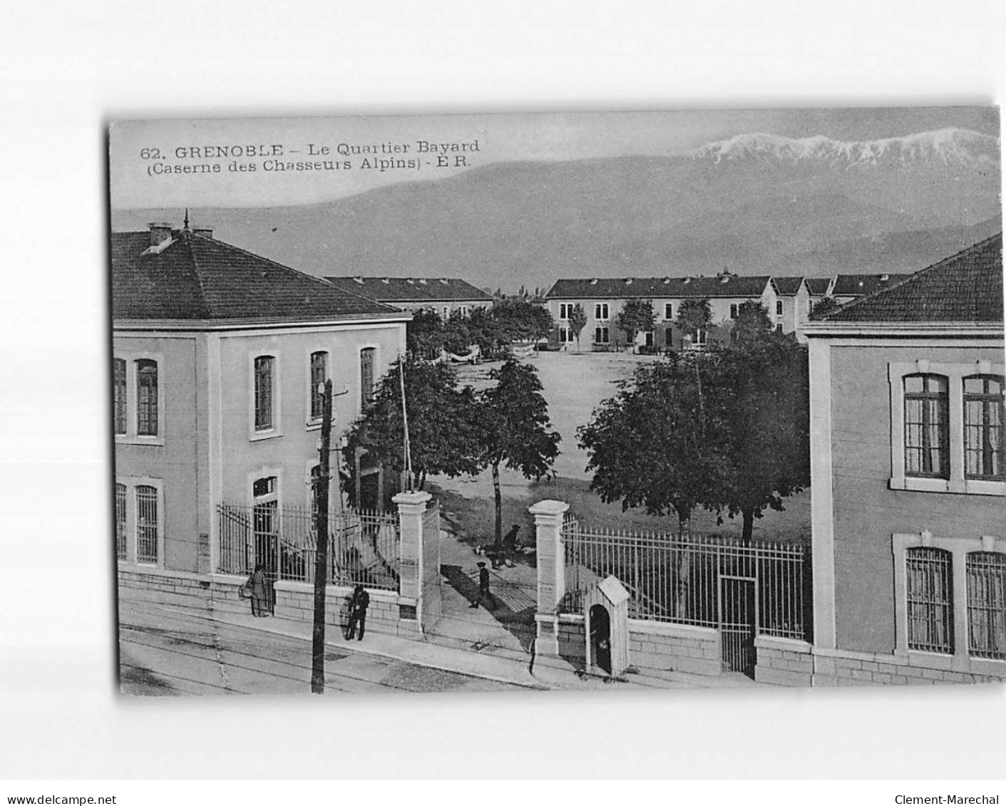 GRENOBLE : Le Quartier Bayard, Caserne Des Chasseurs Alpins - état - Grenoble