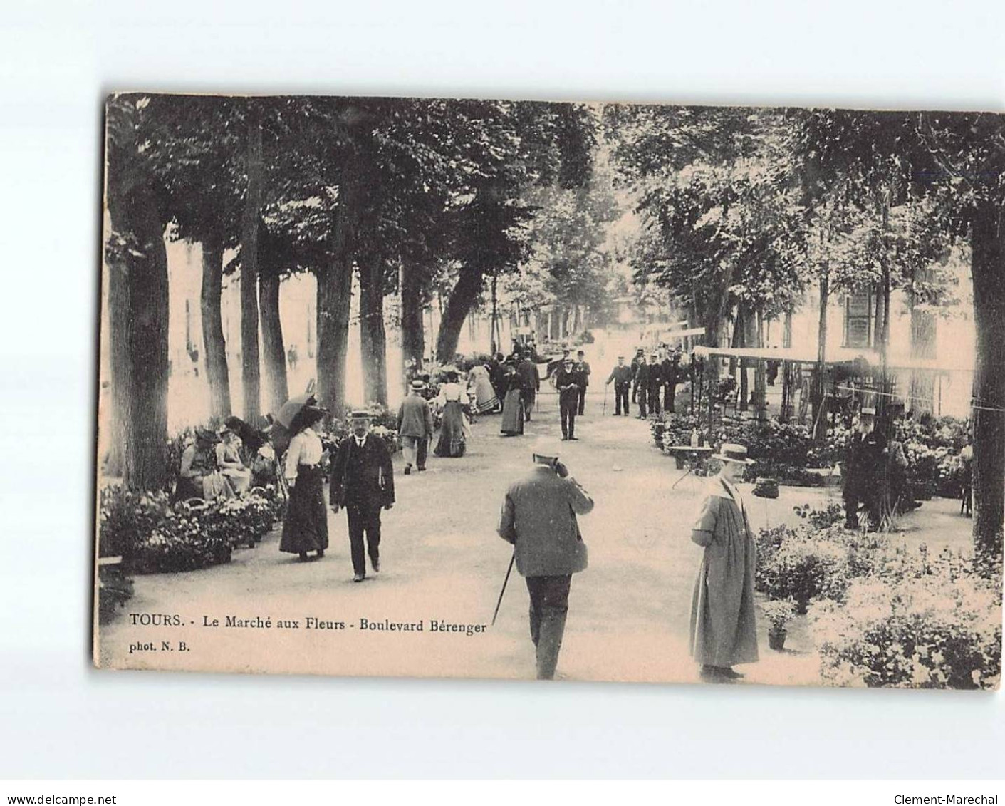 TOURS : Le Marché Aux Fleurs, Boulevard Béranger - état - Tours