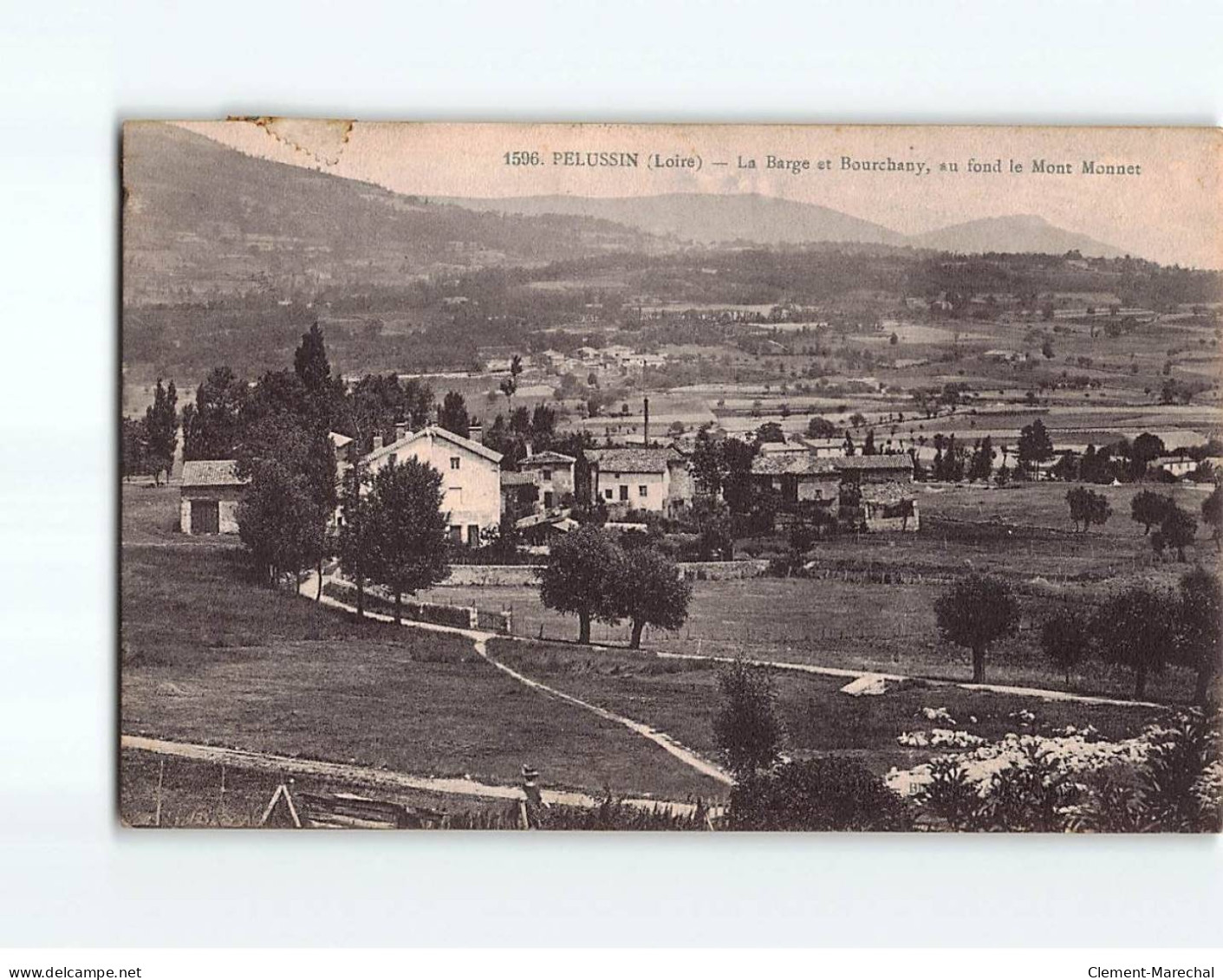 PELUSSIN : La Barge Et Bourchany, Au Fond Le Mont Monnet - Très Bon état - Pelussin