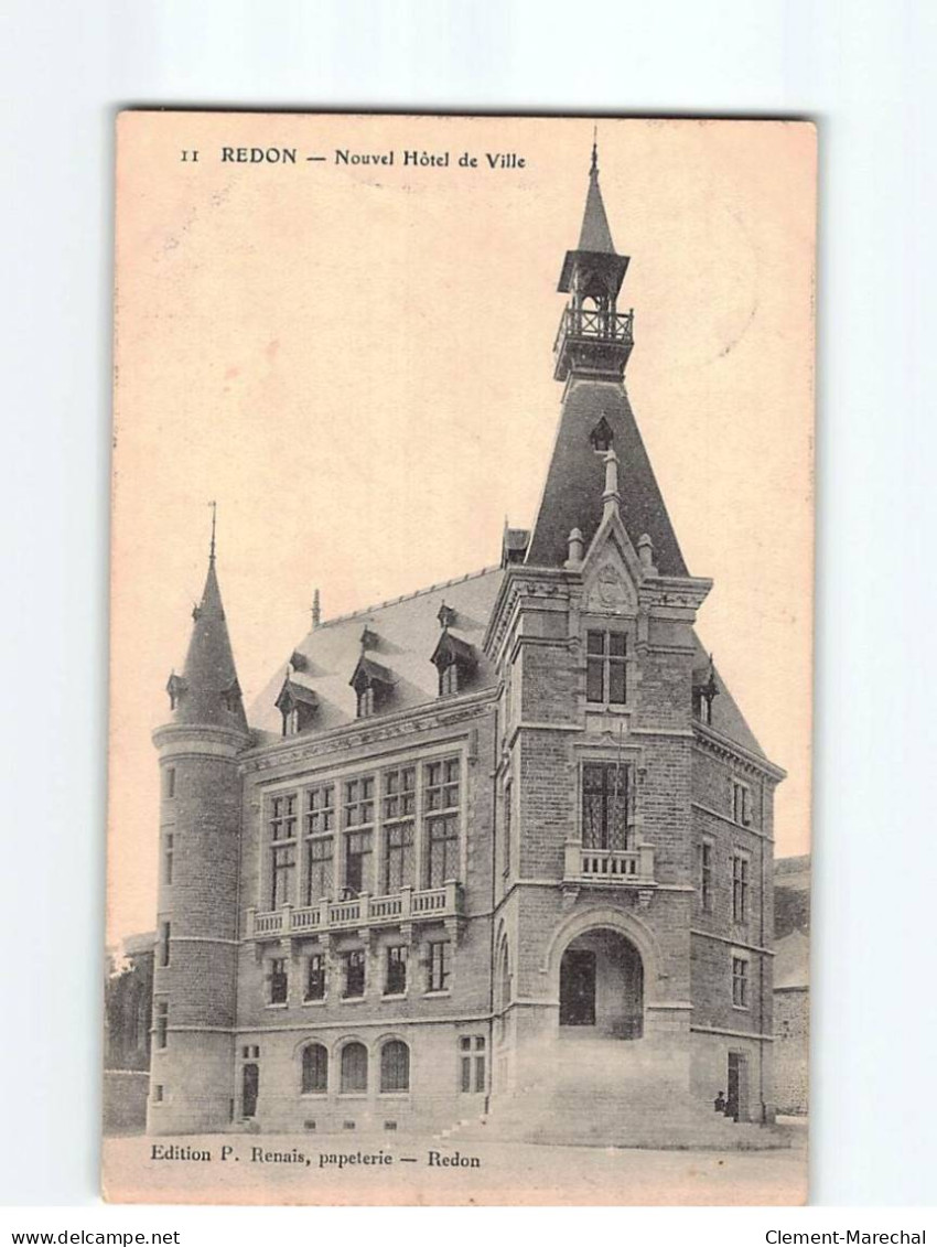 REDON : Nouvel Hôtel De Ville - état - Redon