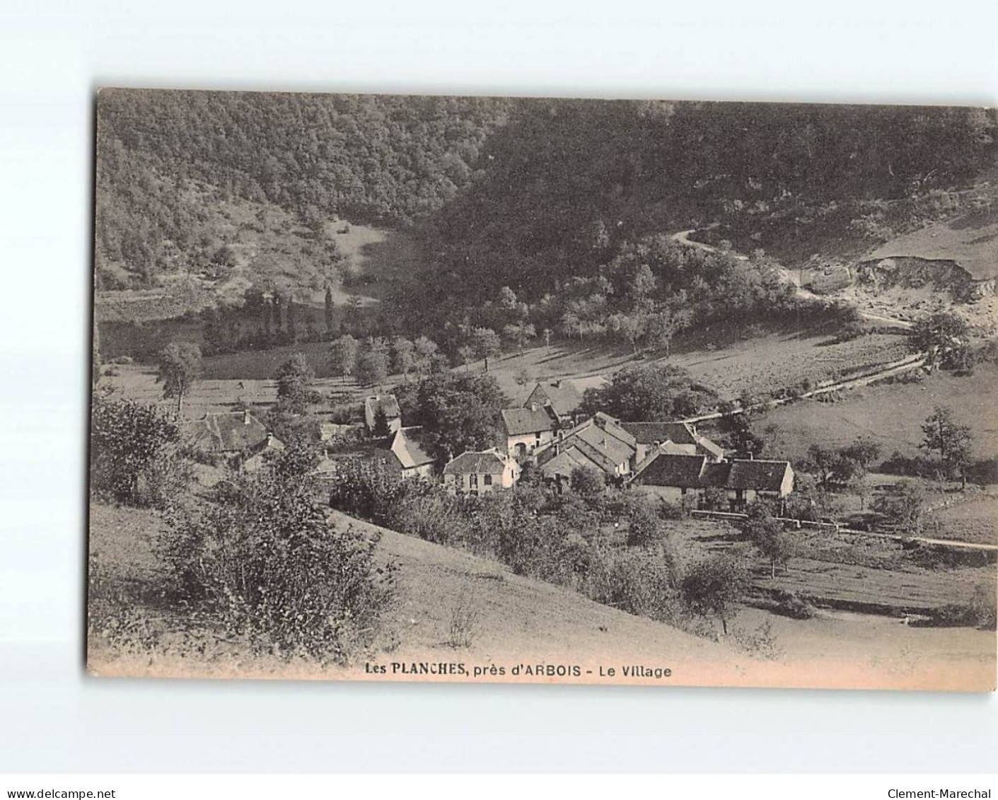 LES PLANCHES : Le Village - Très Bon état - Autres & Non Classés