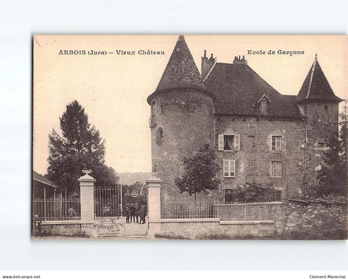 ARBOIS : Vieux Château, Ecole De Garçons - Très Bon état - Arbois
