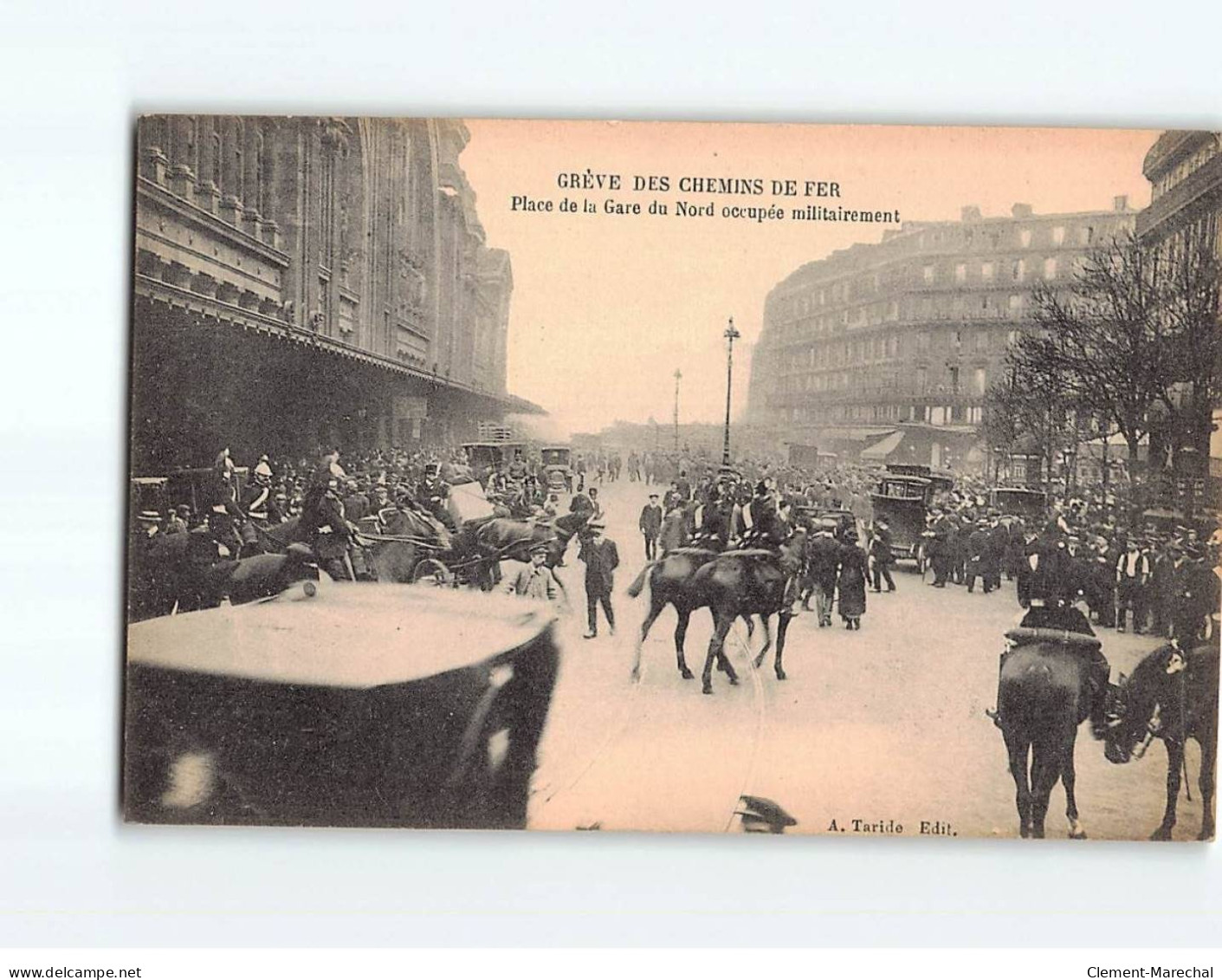 PARIS: Grève Des Chemin De Fer, Place De La Gare Du Nord Occupée Militairement - état - Piazze