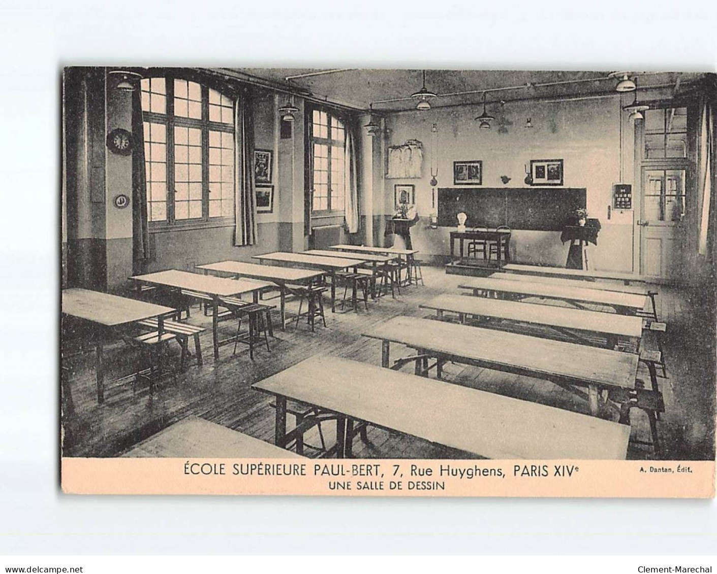 PARIS: Ecole Supérieure Paul-Bert, Une Salle De Dessin - état - Bildung, Schulen & Universitäten