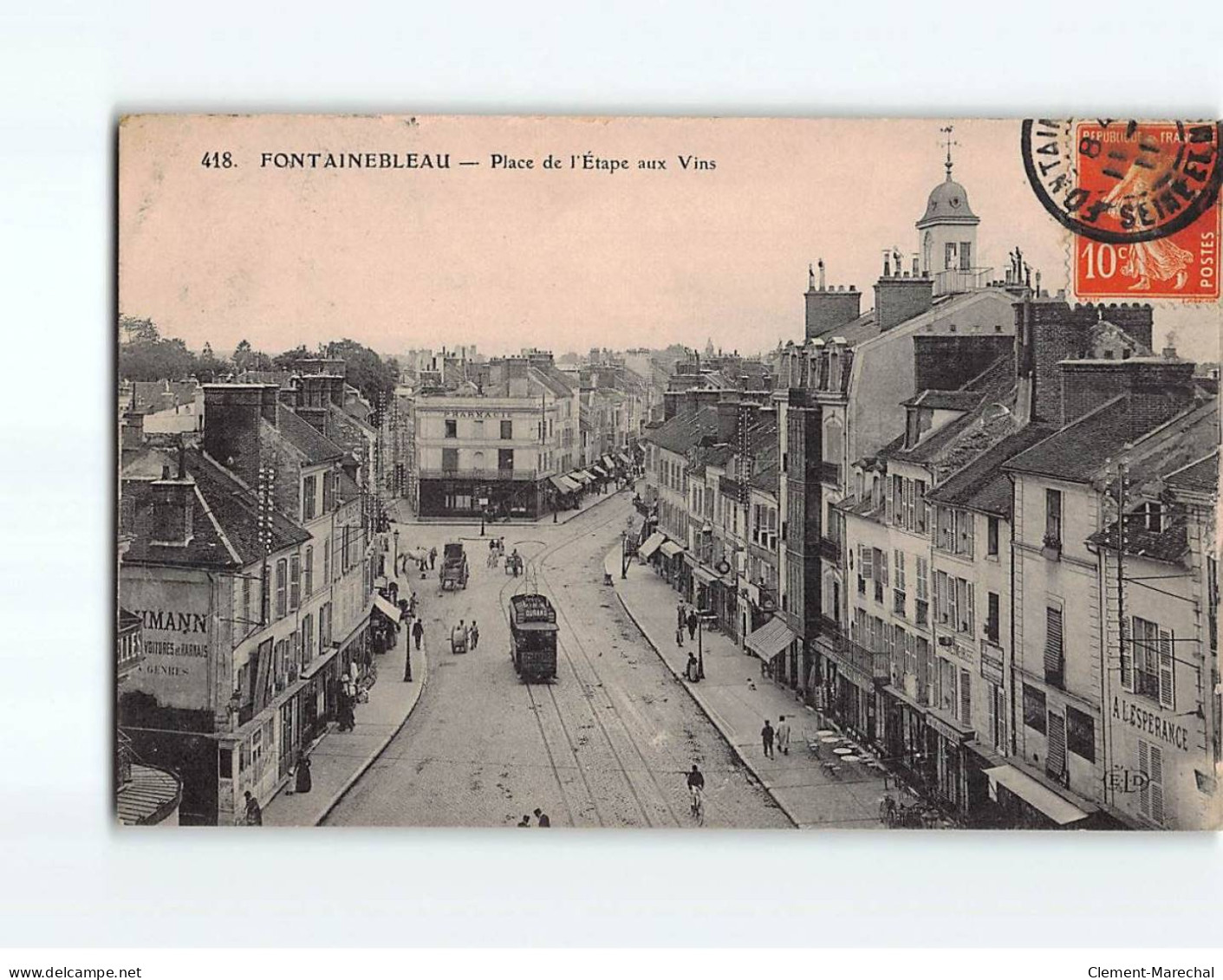 FONTAINEBLEAU : Place De L'Etape Aux Vins - état - Fontainebleau