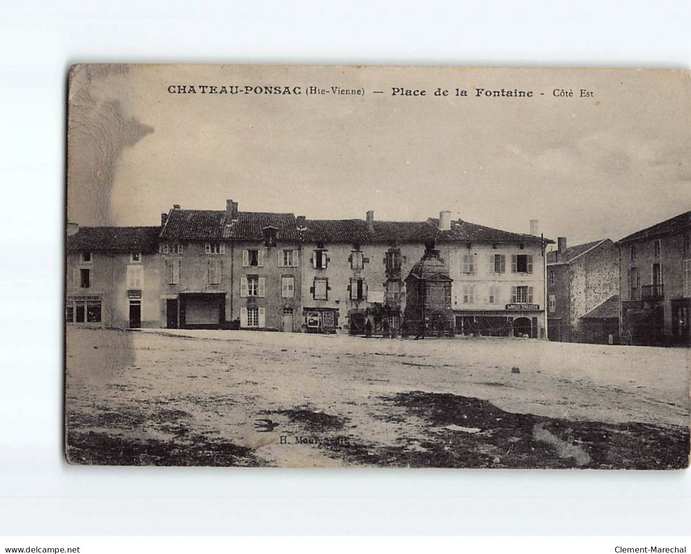 CHATEAUPONSAC : Place De La Fontaine - état - Chateauponsac