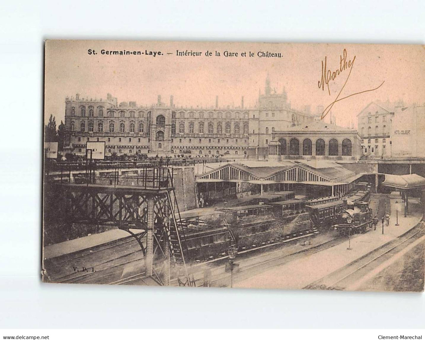 SAINT GERMAIN EN LAYE : Intérieur De La Gare Et Le Château - état - St. Germain En Laye