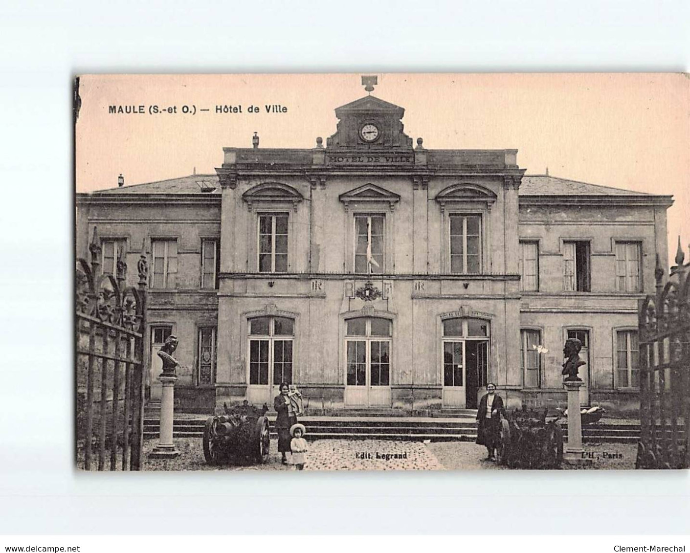 MAULE : Hôtel De Ville - Très Bon état - Maule