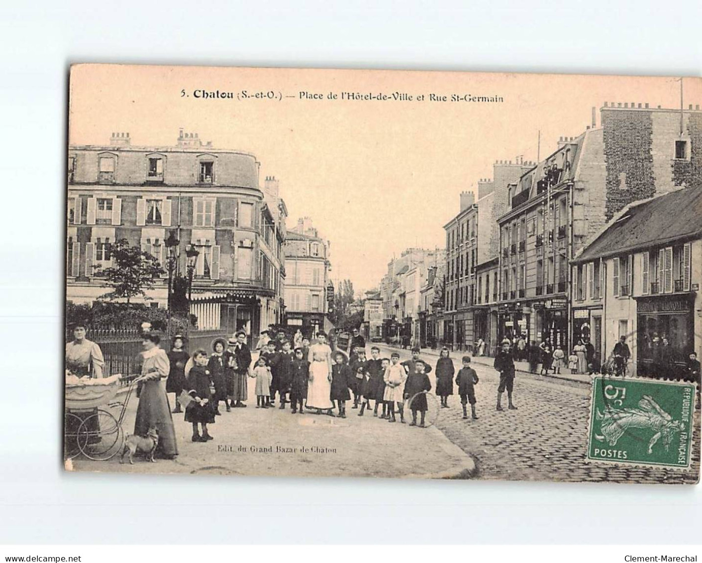 CHATOU : Place De L'Hôtel De Ville Et Rue Saint-Germain - Très Bon état - Chatou