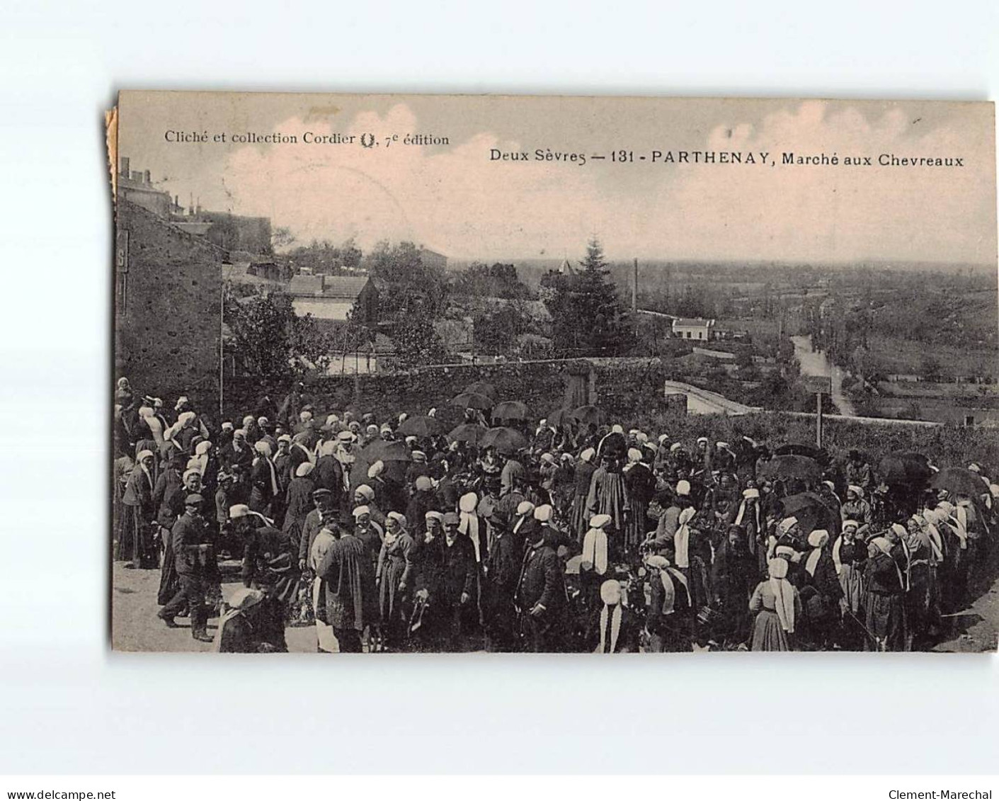 PARTHENAY : Marché Aux Chevreaux - Très Bon état - Parthenay