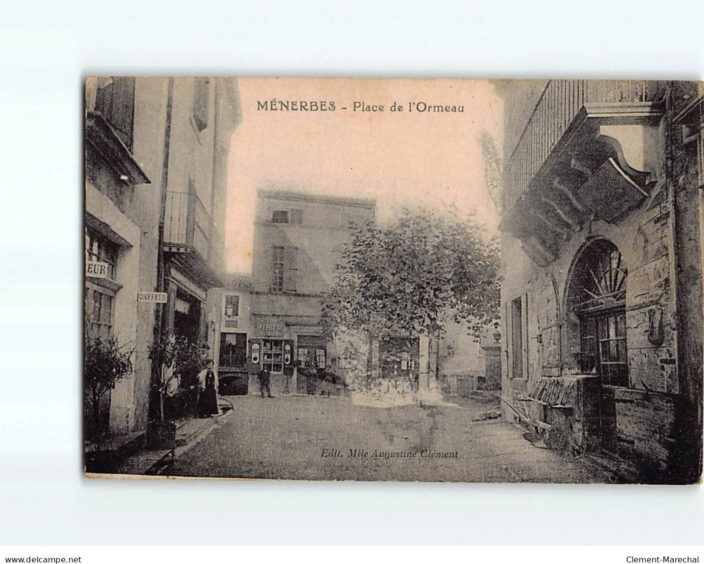 MENERBES : Place De L'Ormeau - état - Altri & Non Classificati