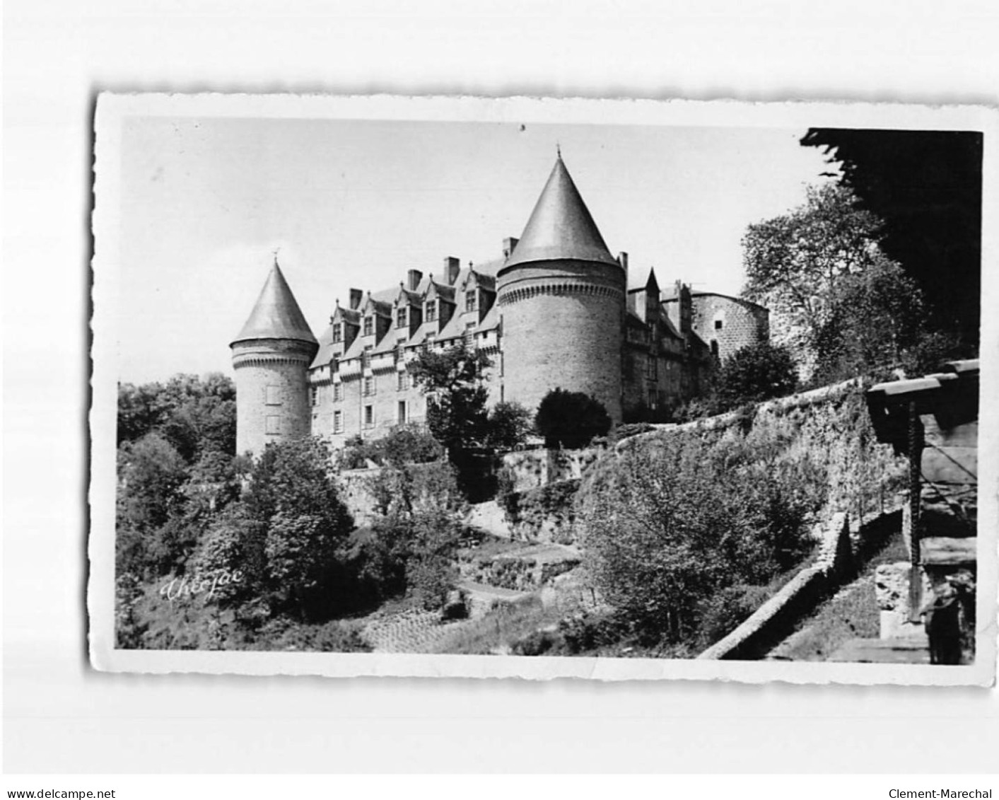 ROCHECHOUART : Le Château - état - Rochechouart