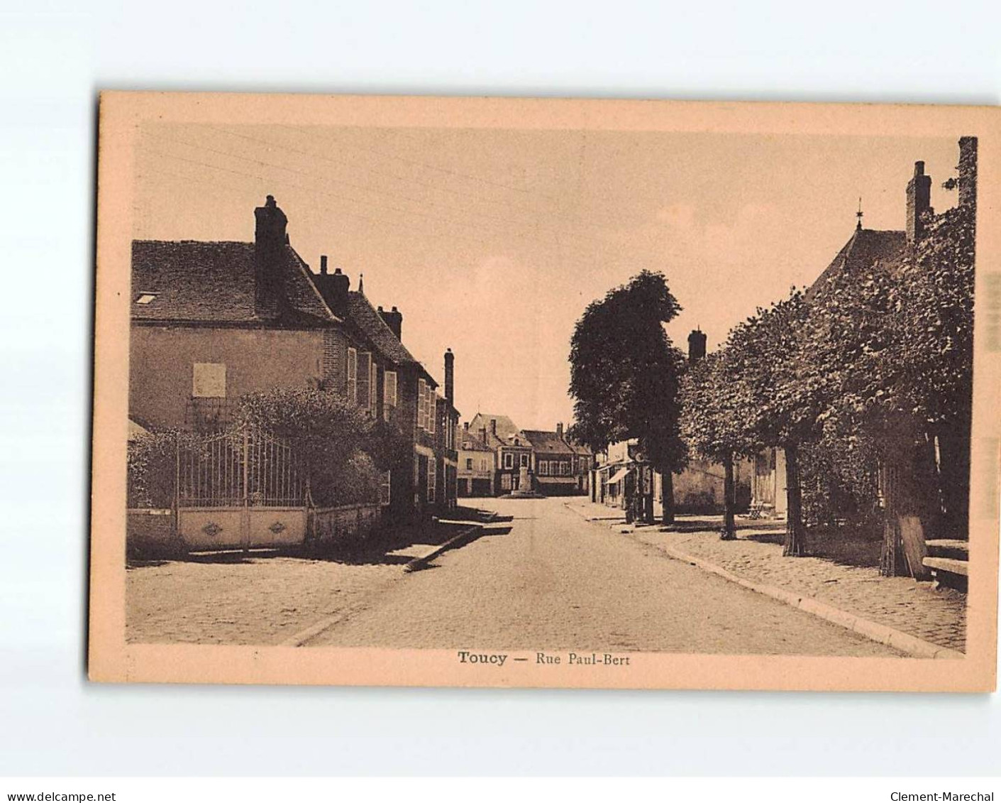 TOUCY : Rue Paul-Bert - Très Bon état - Toucy