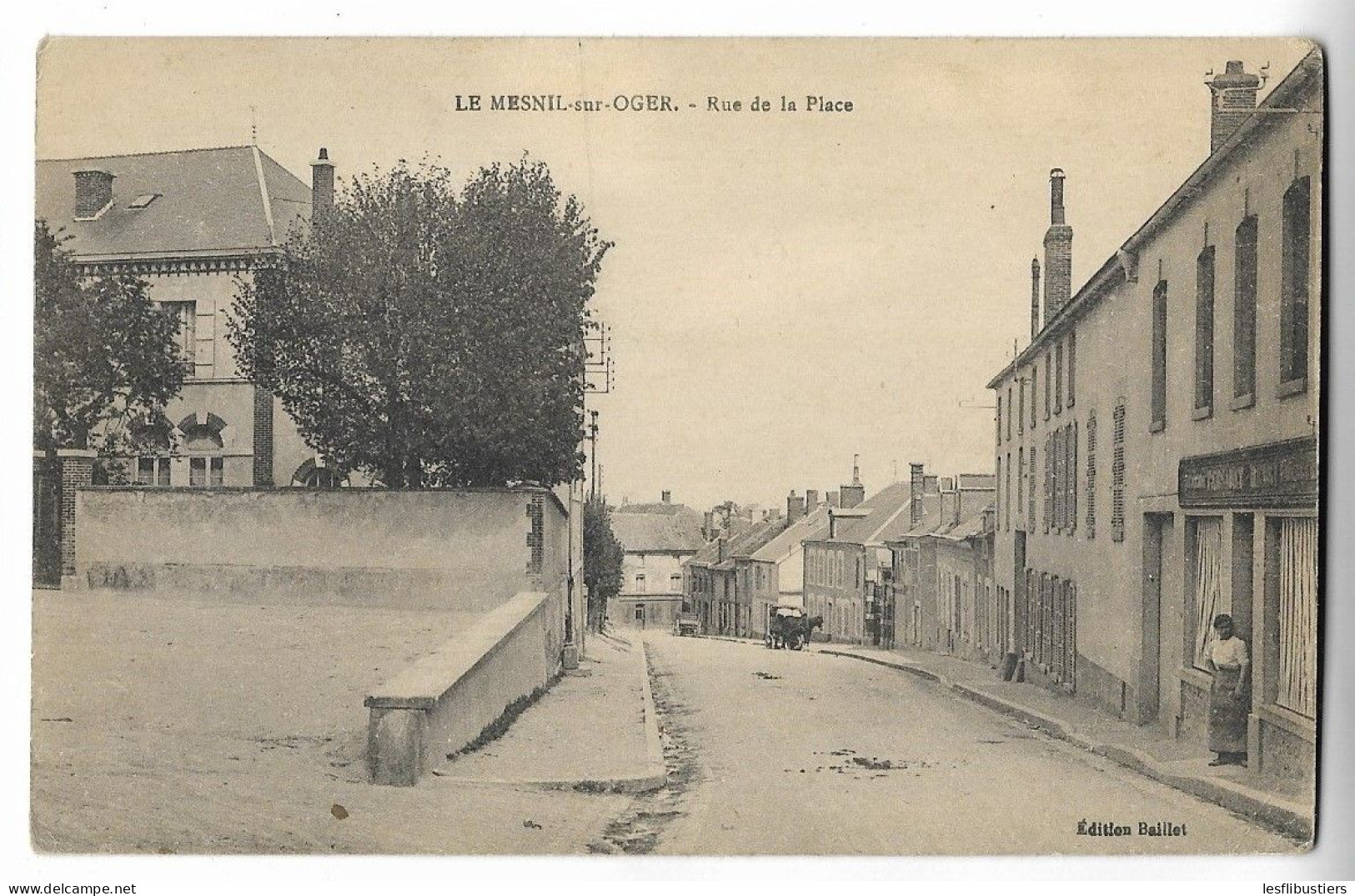 CPA 51 LE MESNIL-sur-OGER Rue De La Place - Andere & Zonder Classificatie