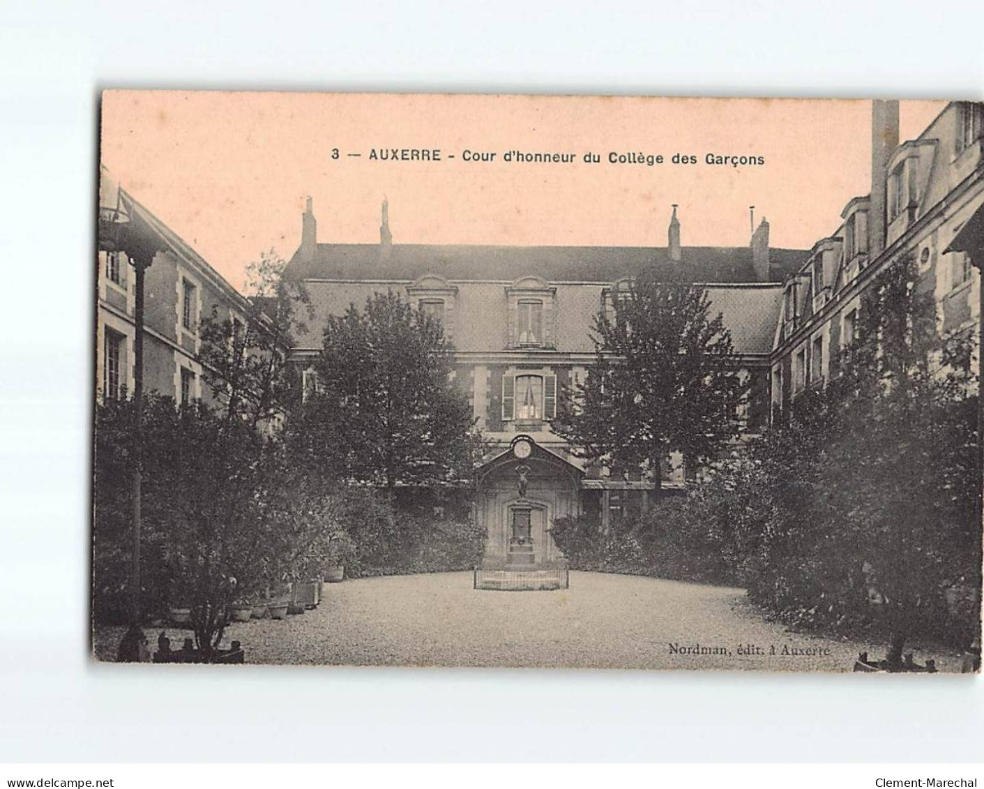 AUXERRE : Cour D'honneur Du Collège Des Garçons - Très Bon état - Auxerre