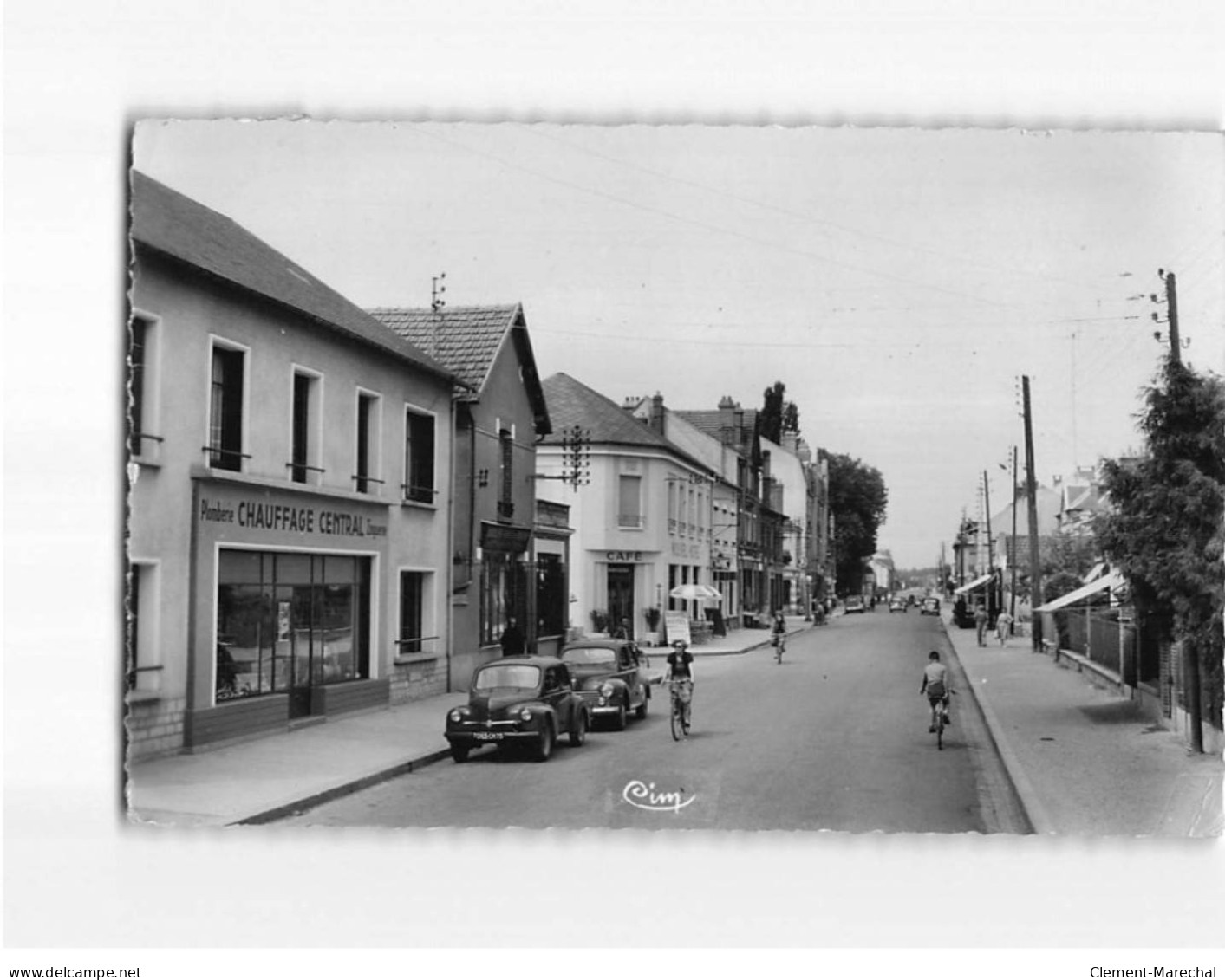 MIGENNES LAROCHE : Avenue Jean-Jaurès - état - Migennes